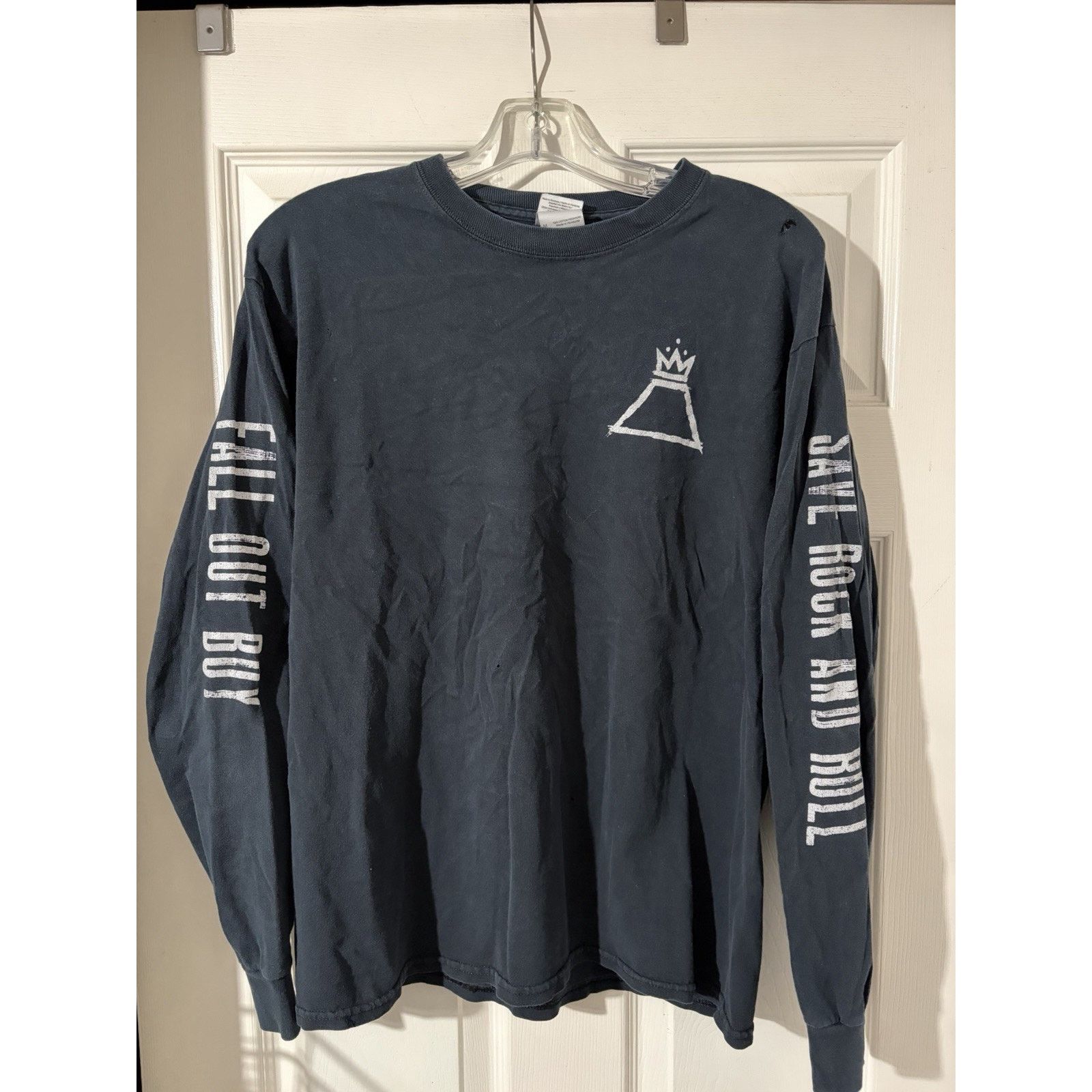 Gildan Fall Out Boy Save Rock And Roll Shirt Sz M Long Sleeve Music Size US M / EU 48-50 / 2 - 1 Thumbnail