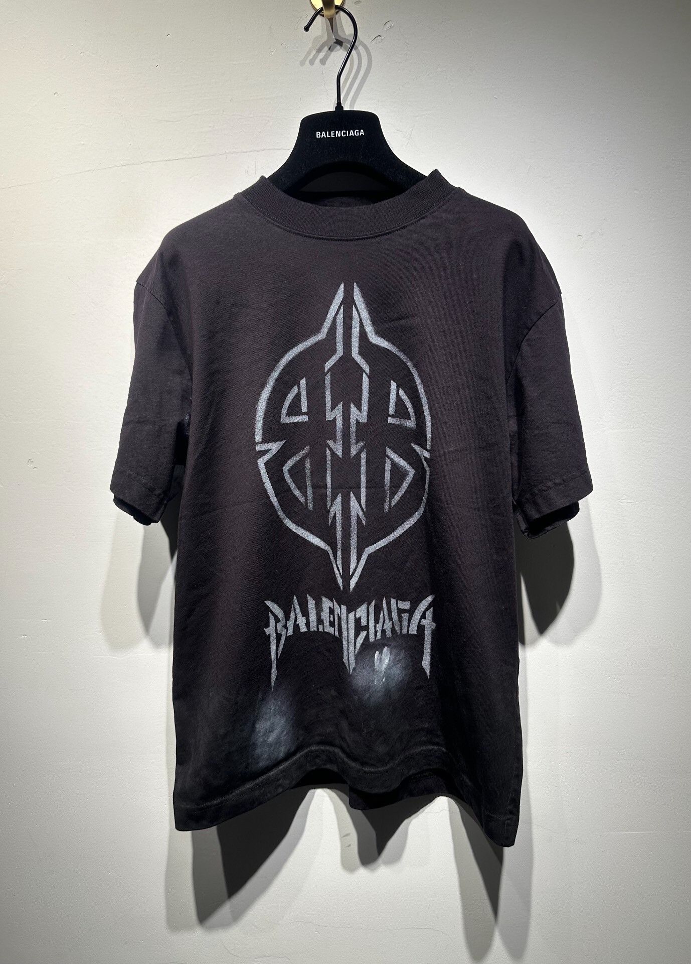 Balenciaga Balenciaga Printed Graphic Black T-Shirt M Women Size M / US 6-8 / IT 42-44 - 1 Thumbnail