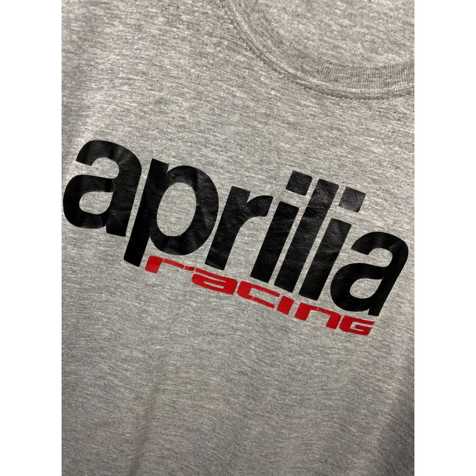 Vintage VINTAGE Aprilia Racing Team Mens T-Shirt XXL Gray Moto T-Shirt Vintage Mens T-Shirt 2XL Gray Graphic Print Crew Neck Short Sleeve Clothing Mens Size US XXL / EU 58 / 5 - 3 Thumbnail
