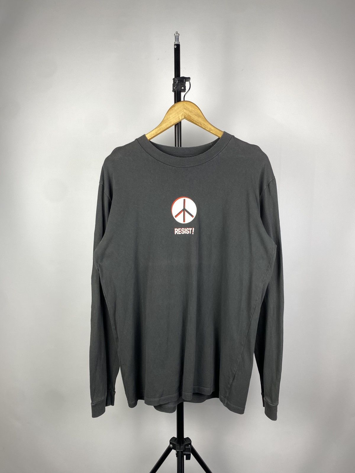Obey × Vintage Vintage 90s RESIST! Obey Logo Long Sleeve T shirt Size US M / EU 48-50 / 2 - 1 Thumbnail