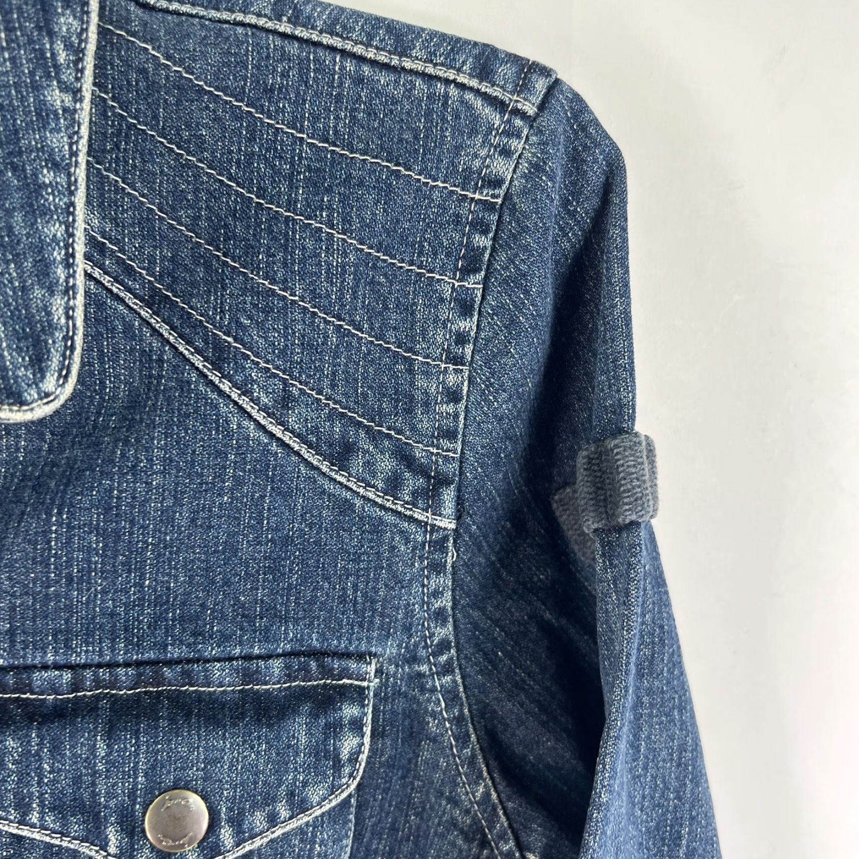 Denime i.e. Relaxed Denim Jean Jacket Women's PM Blue Hidden Snap Flap Pockets Jeans Jacket Womens PM Blue Hidden Snap Flap Pockets Size 32" / US 10 / IT 46 - 2 Thumbnail