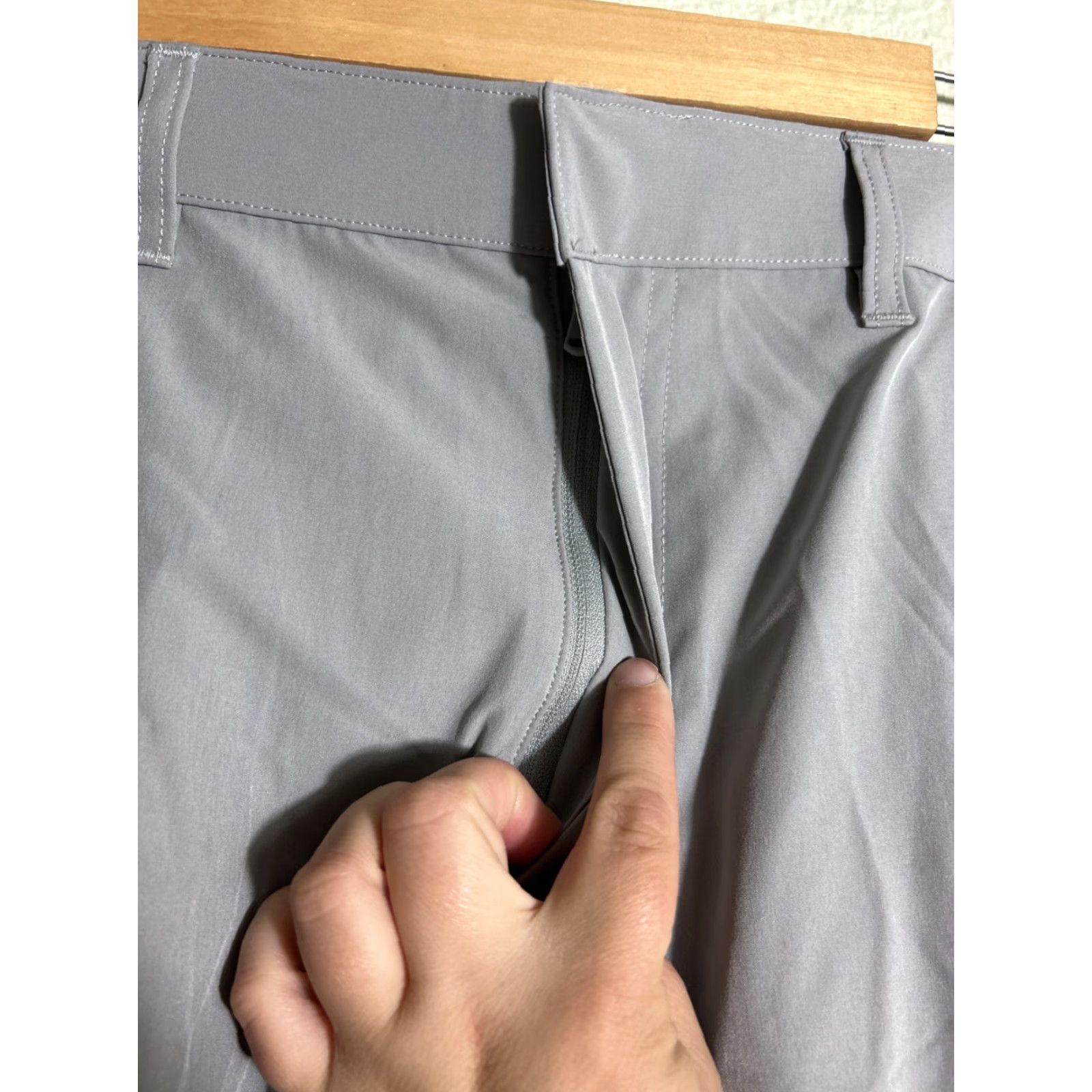 Fabletics Fabletics Mens Pants Gray Nylon Spandex 42x31 Activewear Leisure Regular 2XL Men Size US 39 - 6 Thumbnail