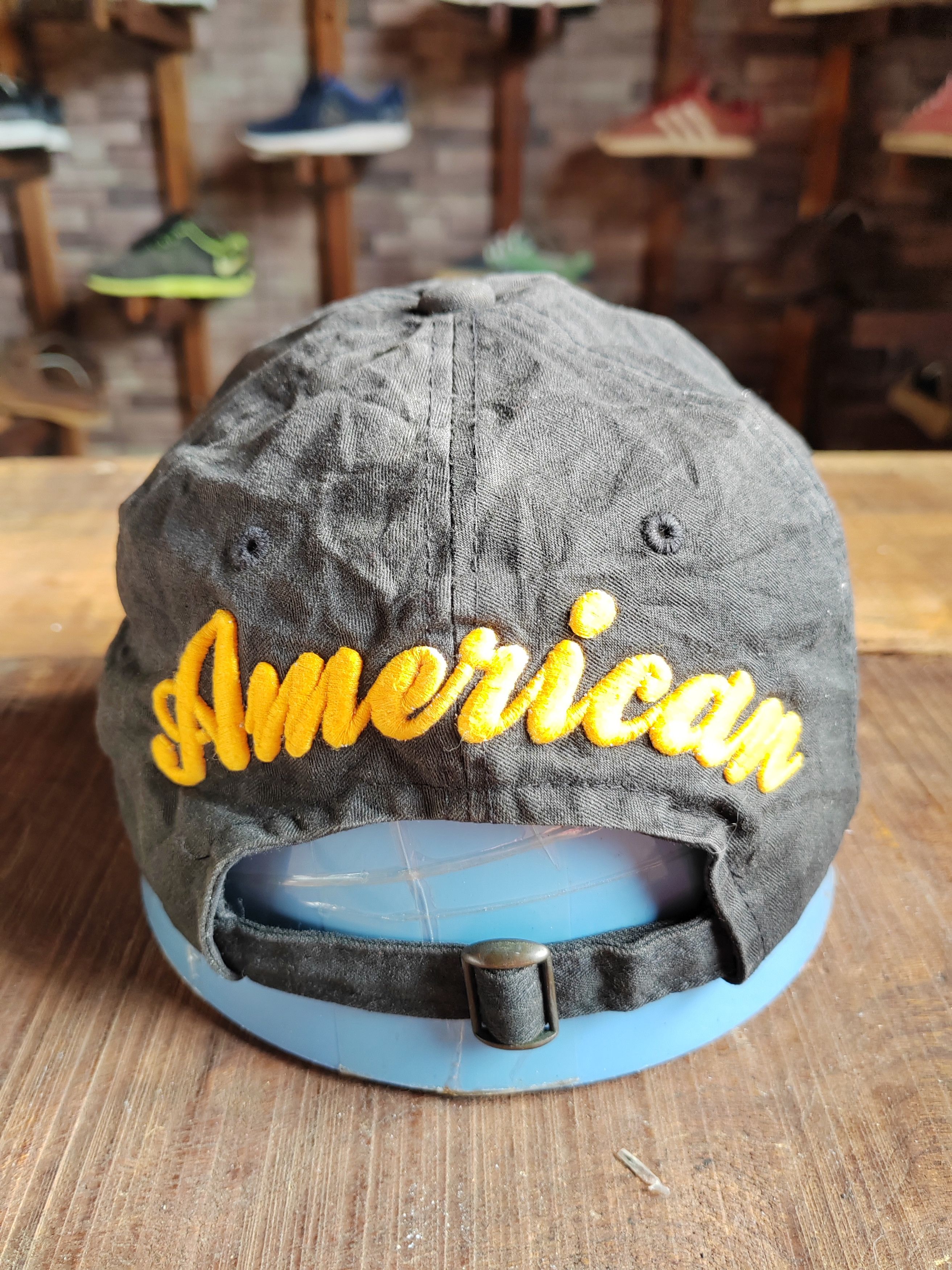 Vintage Vintage 1975 American Distressed Style Cap Hat Size ONE SIZE - 5 Thumbnail