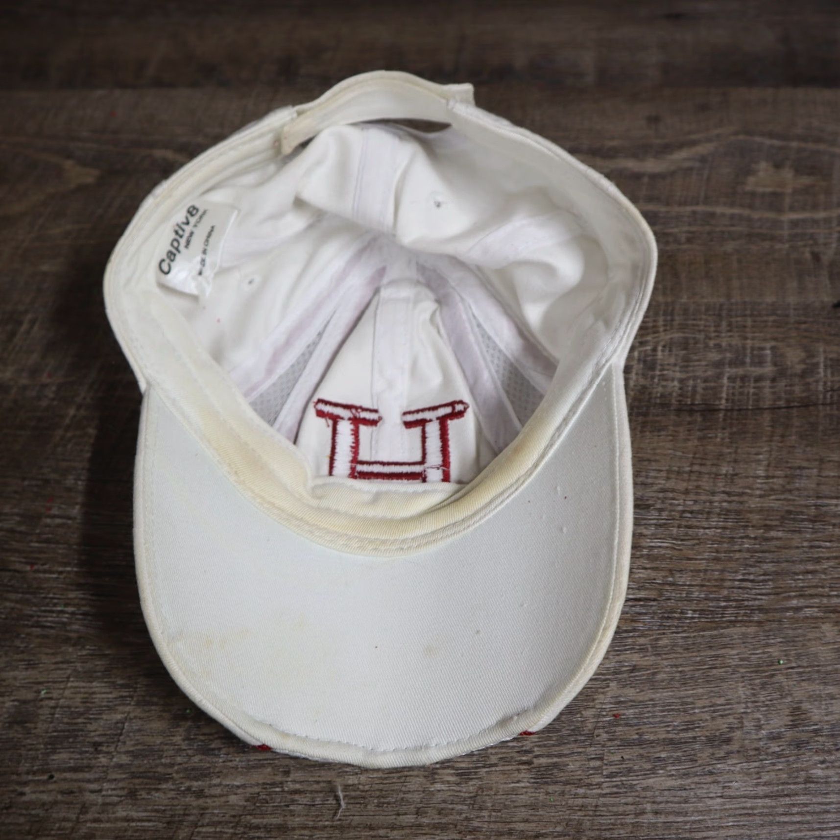 Vintage VINTAGE Hersheys Park Chocolate Hat Cap Strapback White Adult Adjustable Hat Mens White 80s 90s Classic Logo Universal University Retro Size US M / EU 48-50 / 2 - 6 Thumbnail