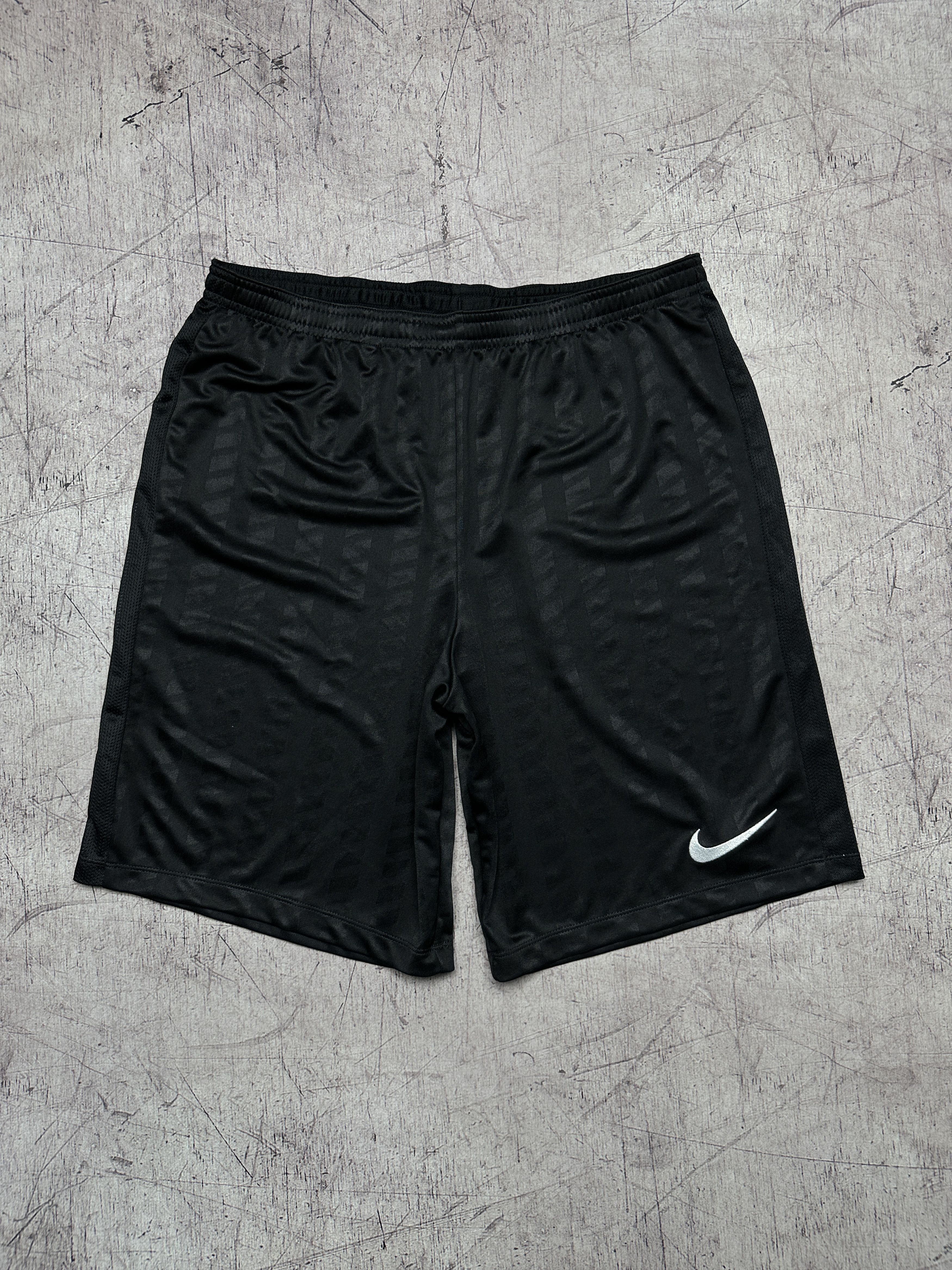 Nike Nike Dri Fit Vintage Mens Shorts Size US 34 / EU 50 - 1 Thumbnail