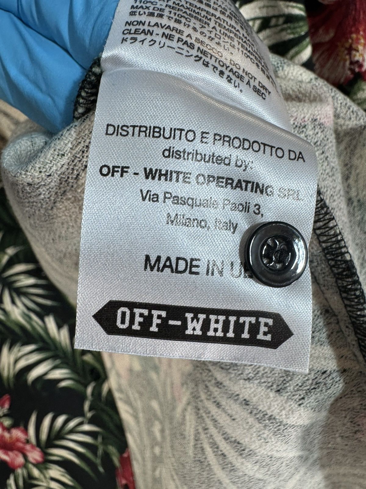 Off-White 🌺 VERY RARE 🌺 OFF-WHITE ©️2014 couture Size US XXL / EU 58 / 5 - 7 Thumbnail