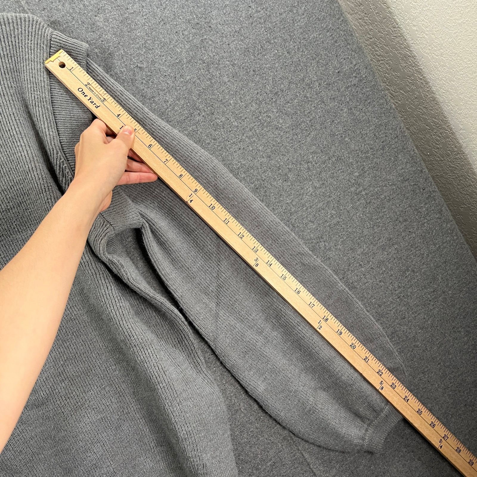 Other Loukeith Sweater Womens Size Small Long Sleeve Round Neck Size S / US 4 / IT 40 - 6 Thumbnail