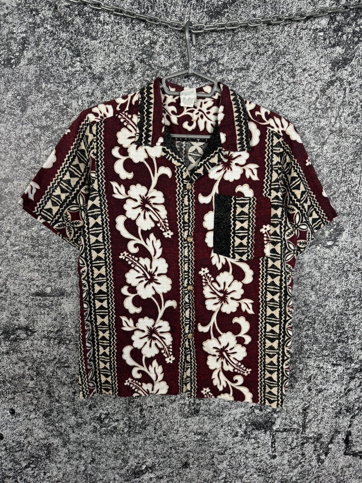 Vintage Hawaiian Short Sleeve Shirt Nui Nalu Made in USA Hawaii Sz S Size US S / EU 44-46 / 1 - 1 Thumbnail