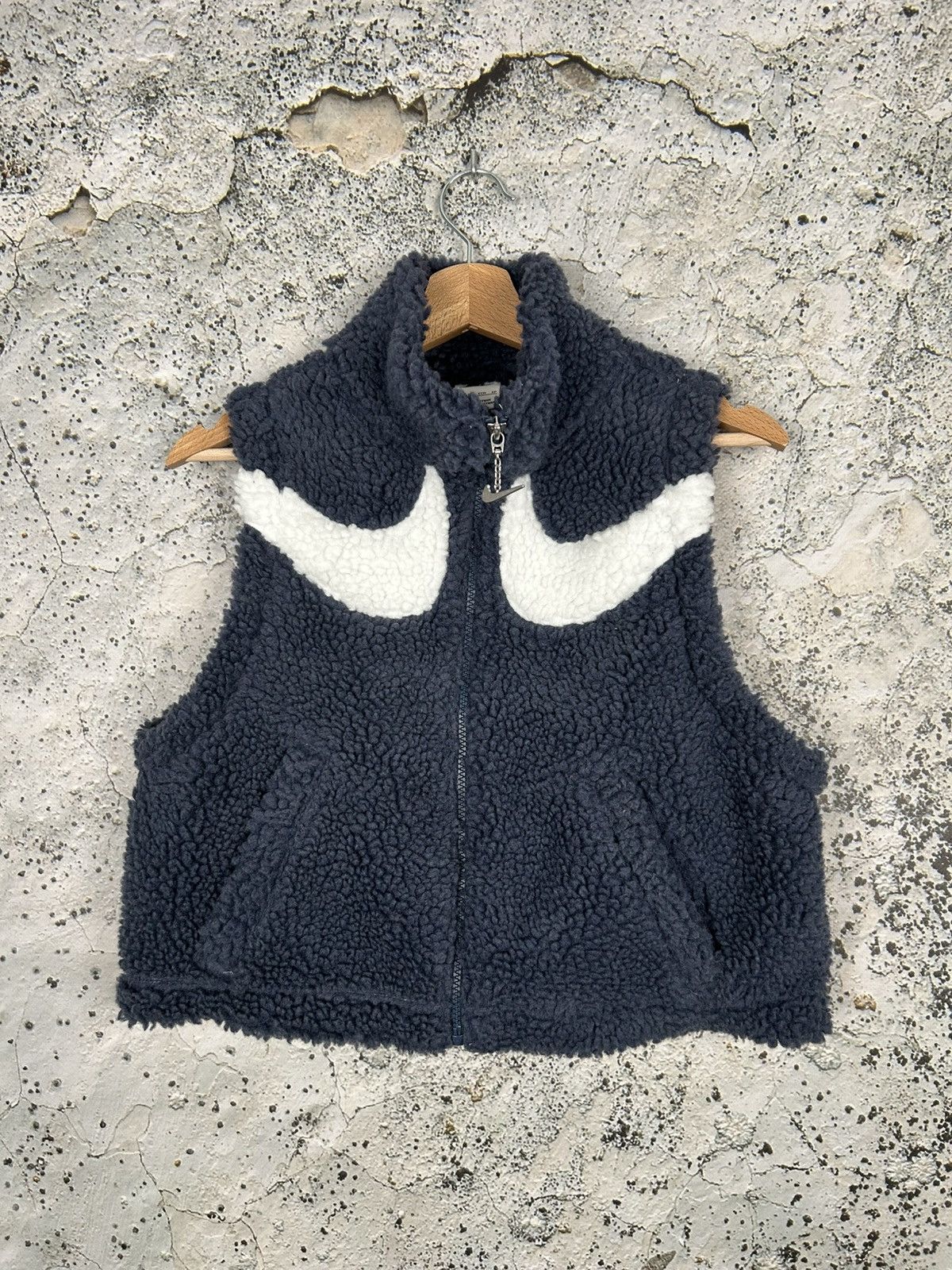 Nike Nike Fleece Vest Swoosh Logo Streetwear Gorpcore Outdoor Size US XS / EU 42 / 0 - 1 Thumbnail