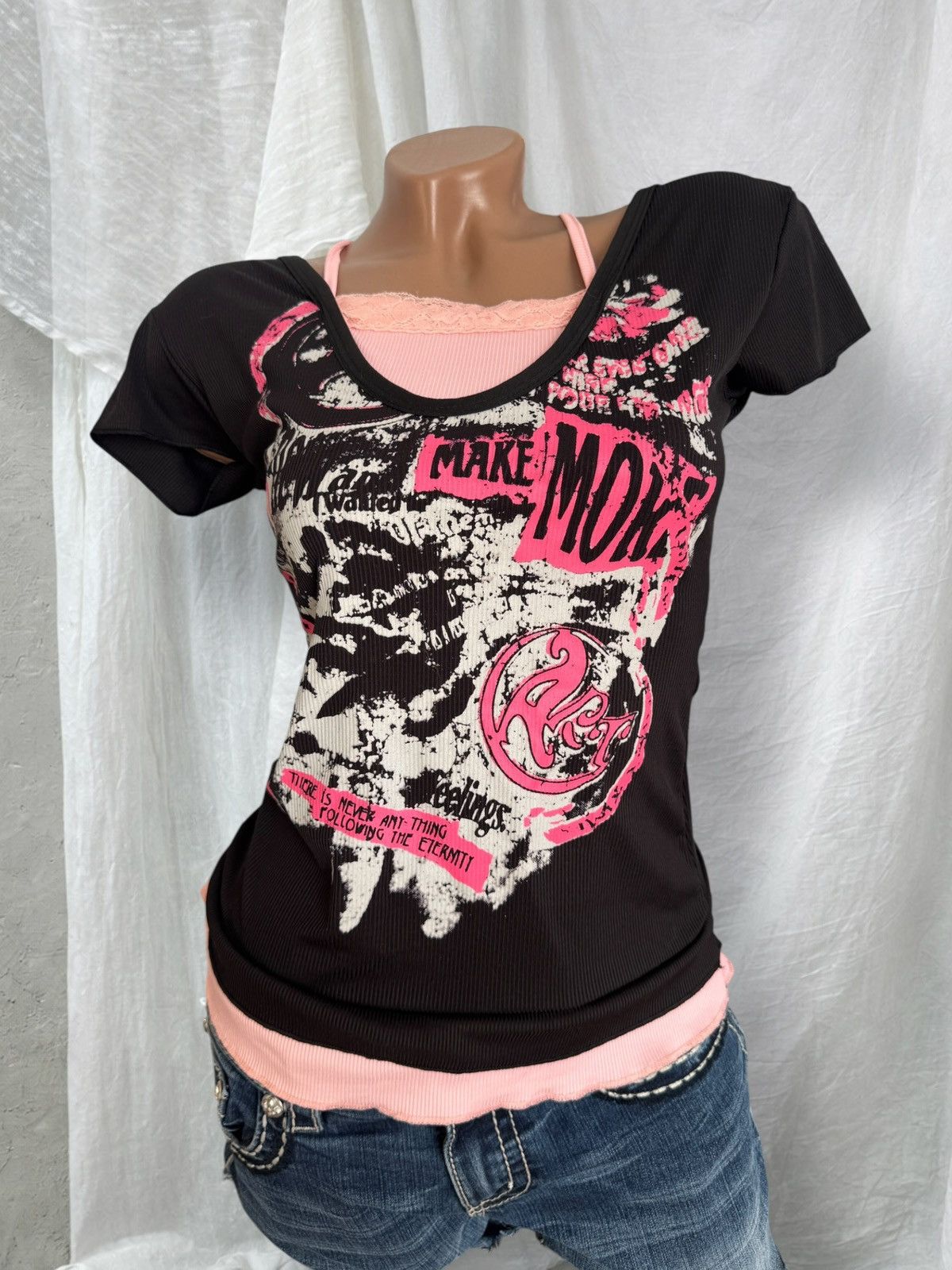 Hysteric Glamour Amazing 2000’s Aesthetic Gothic Emo Y2K T-Shirt Size M / US 6-8 / IT 42-44 - 1 Thumbnail