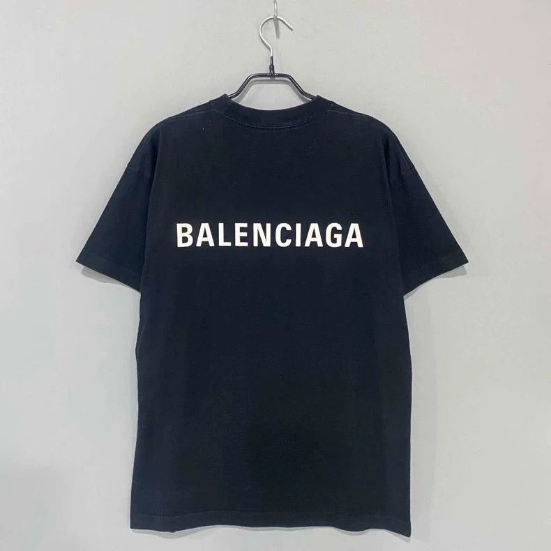 Balenciaga Balenciaga Black letters logo short sleeves Size US S / EU 44-46 / 1 - 1 Thumbnail