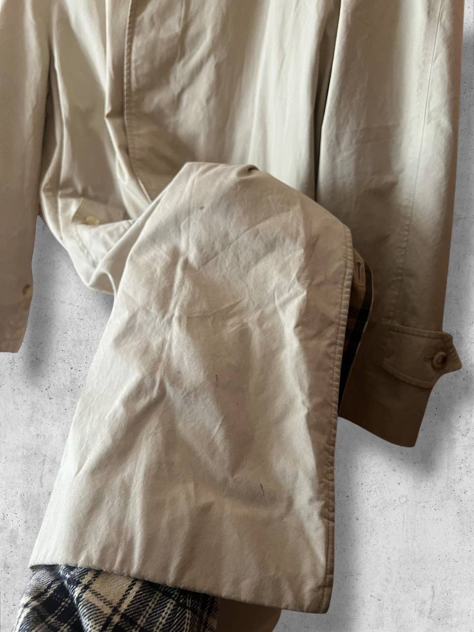 Burberry Burberry’s NOVA CHECK Vintage Trench jacket beige Size US S / EU 44-46 / 1 - 6 Thumbnail