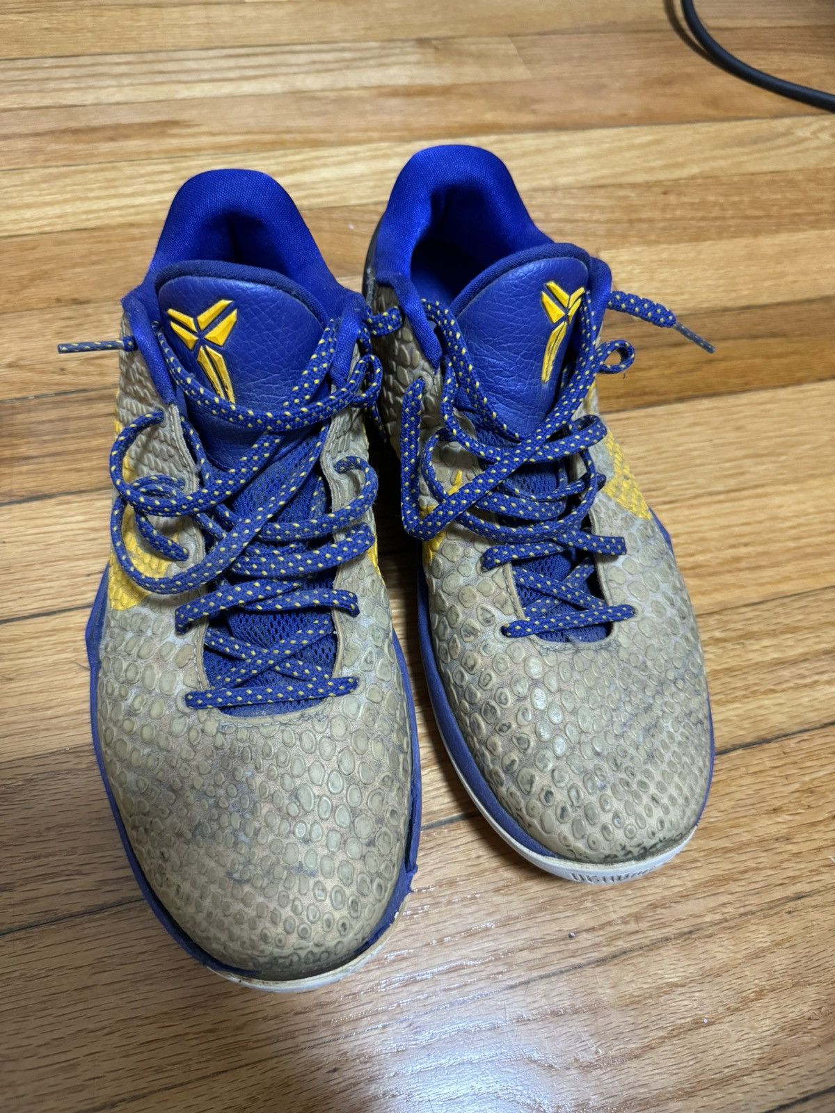 Nike Kobe 6 laker home Size US 9 / EU 42 - 1 Thumbnail