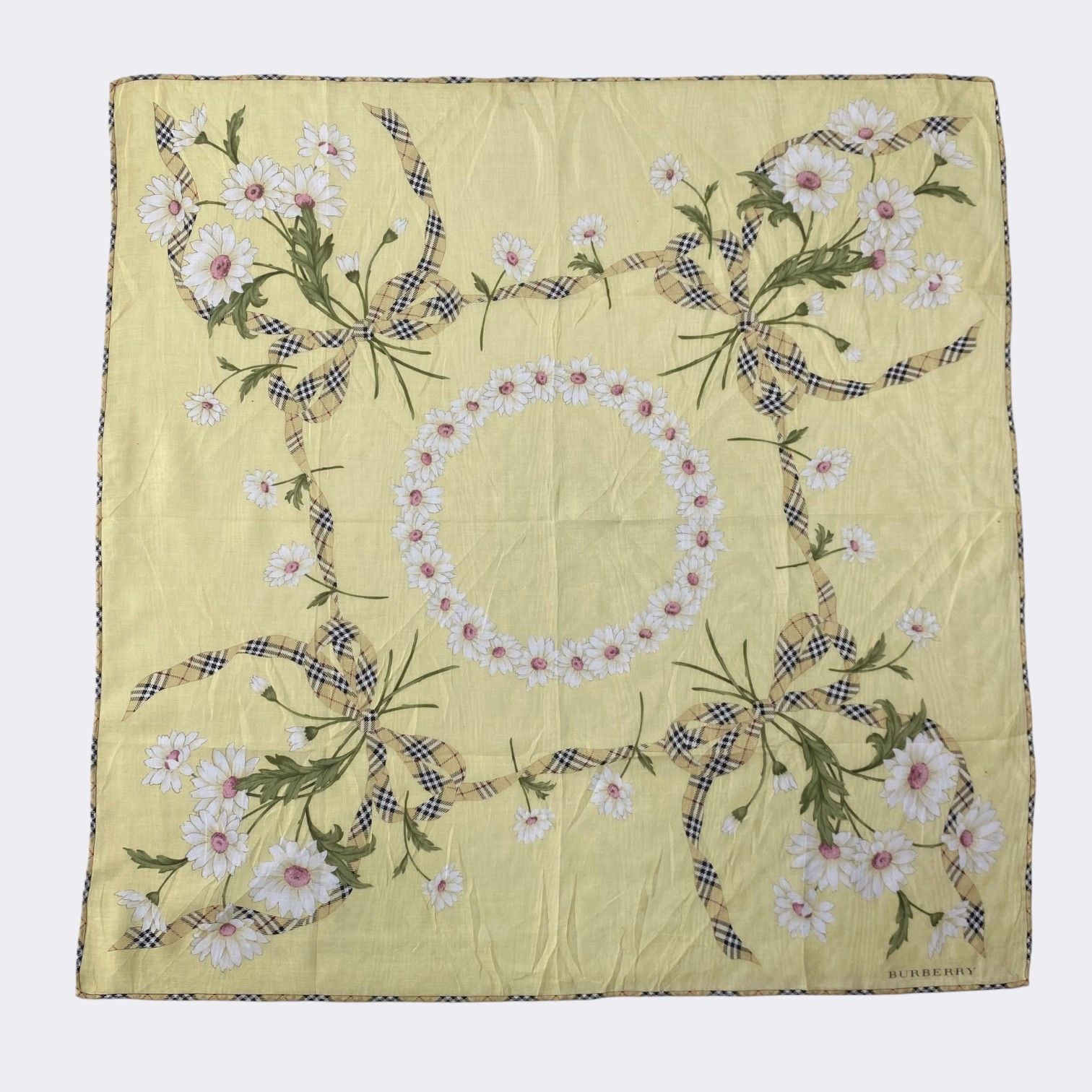 Burberry Vintage Burberry Handkerchief Neckerchief Bandana H162R Size ONE SIZE - 1 Thumbnail