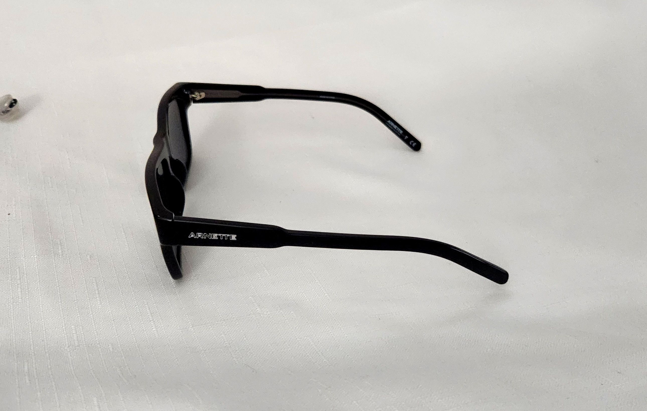 Arnette × Rap Tees Arnette X Post Malone Post Malone Shiny Black Sunglasses Size ONE SIZE - 2 Thumbnail