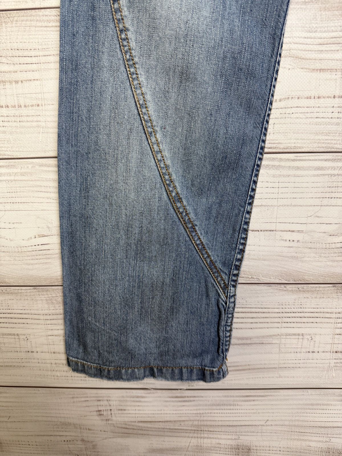 Dolce & Gabbana Vintage Dolce Gabbana Jeans Big Logo Washed Distressed Japan Size US 30 / EU 46 - 13 Thumbnail