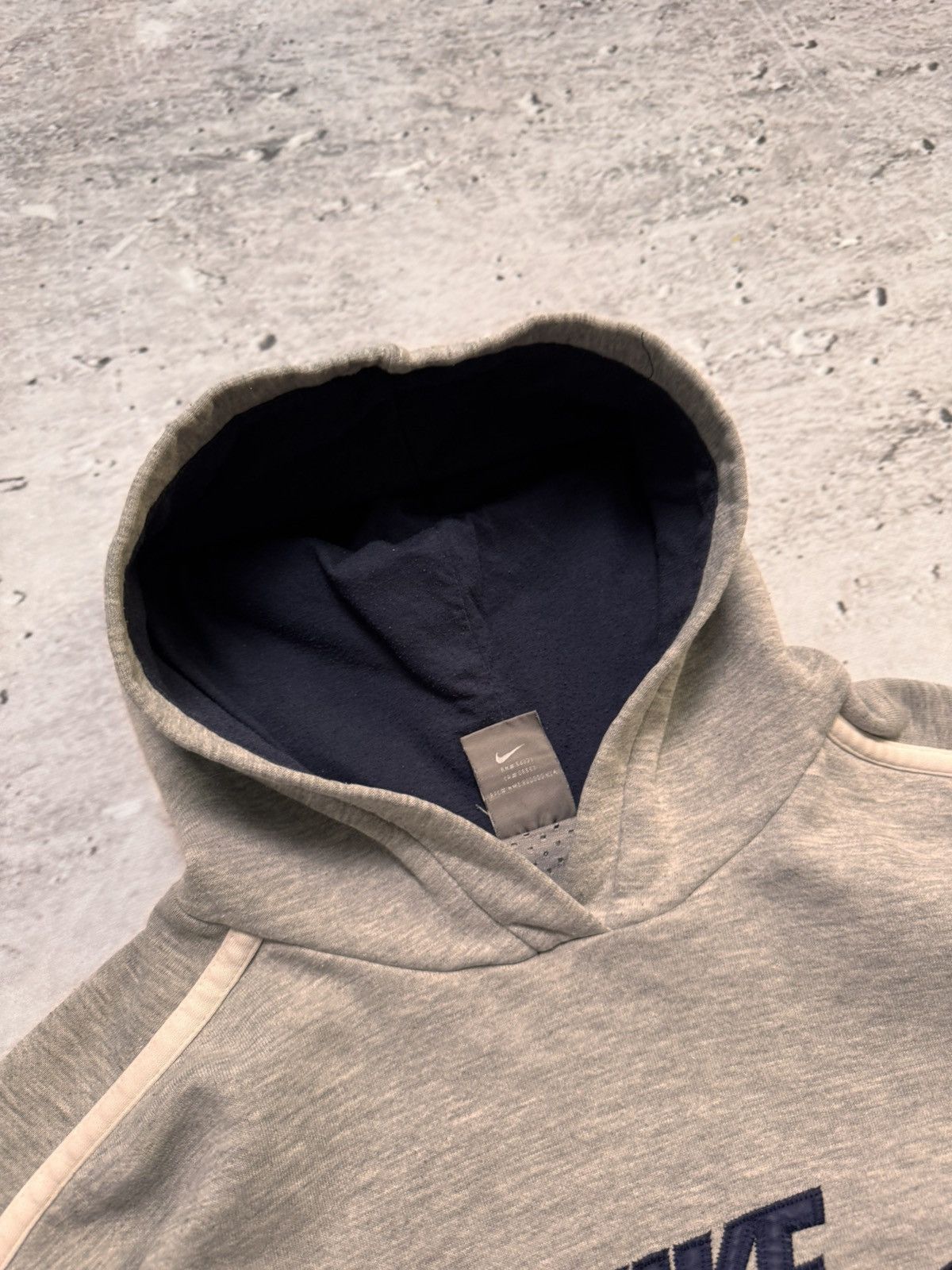 Nike × Vintage NIKE VINTAGE CENTER LOGO OVERSIZE BOXY HOODIE Size US M / EU 48-50 / 2 - 4 Thumbnail