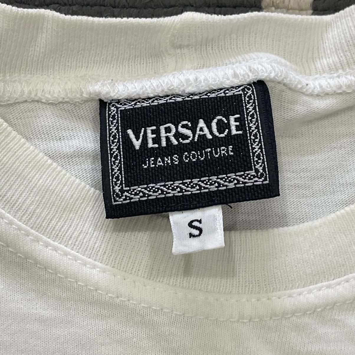 Versace Vintage Versace Jeans Couture Logo T-Shirt Size US S / EU 44-46 / 1 - 11 Thumbnail