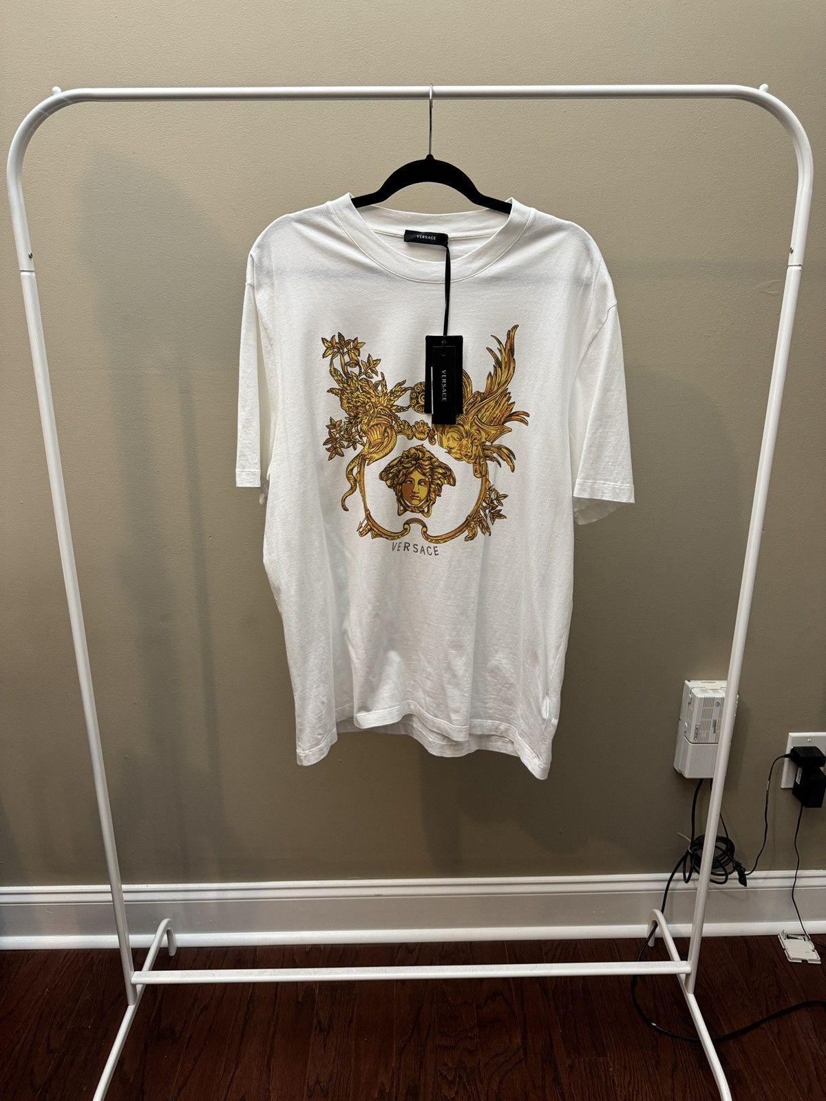 Versace Versace Crystal Embellished White/Gold T Shirt Size US XL / EU 56 / 4 - 1 Thumbnail