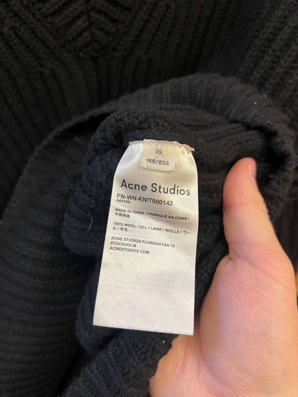Acne Studios Acne Studios V Neck Vintage Luxury Sweater Size XS Size XS / US 0-2 / IT 36-38 - 8 Thumbnail
