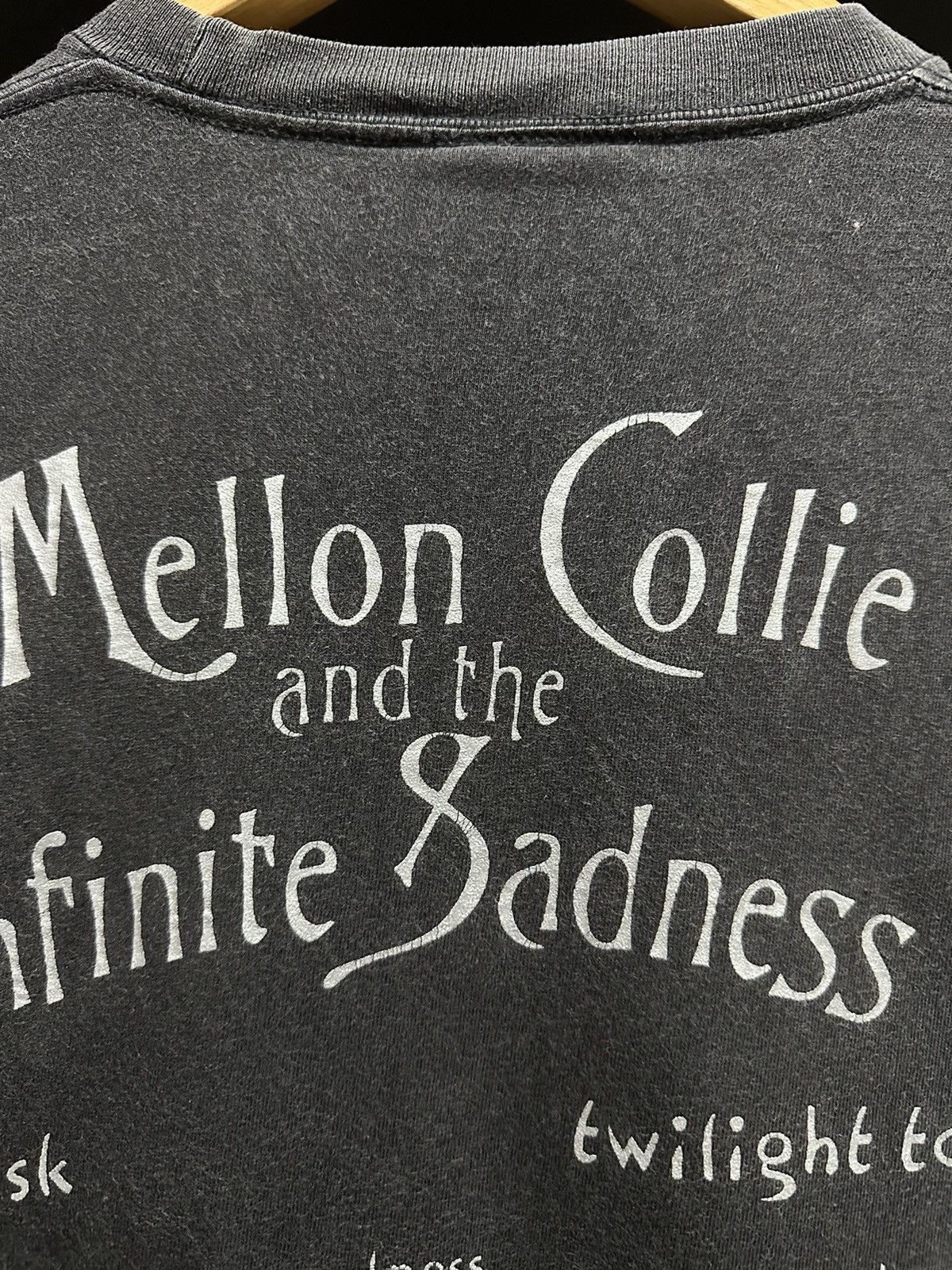 Band Tees Vintage 90s Smashing Pumpkins Mellon Collin Faded Tee Size US L / EU 52-54 / 3 - 10 Thumbnail