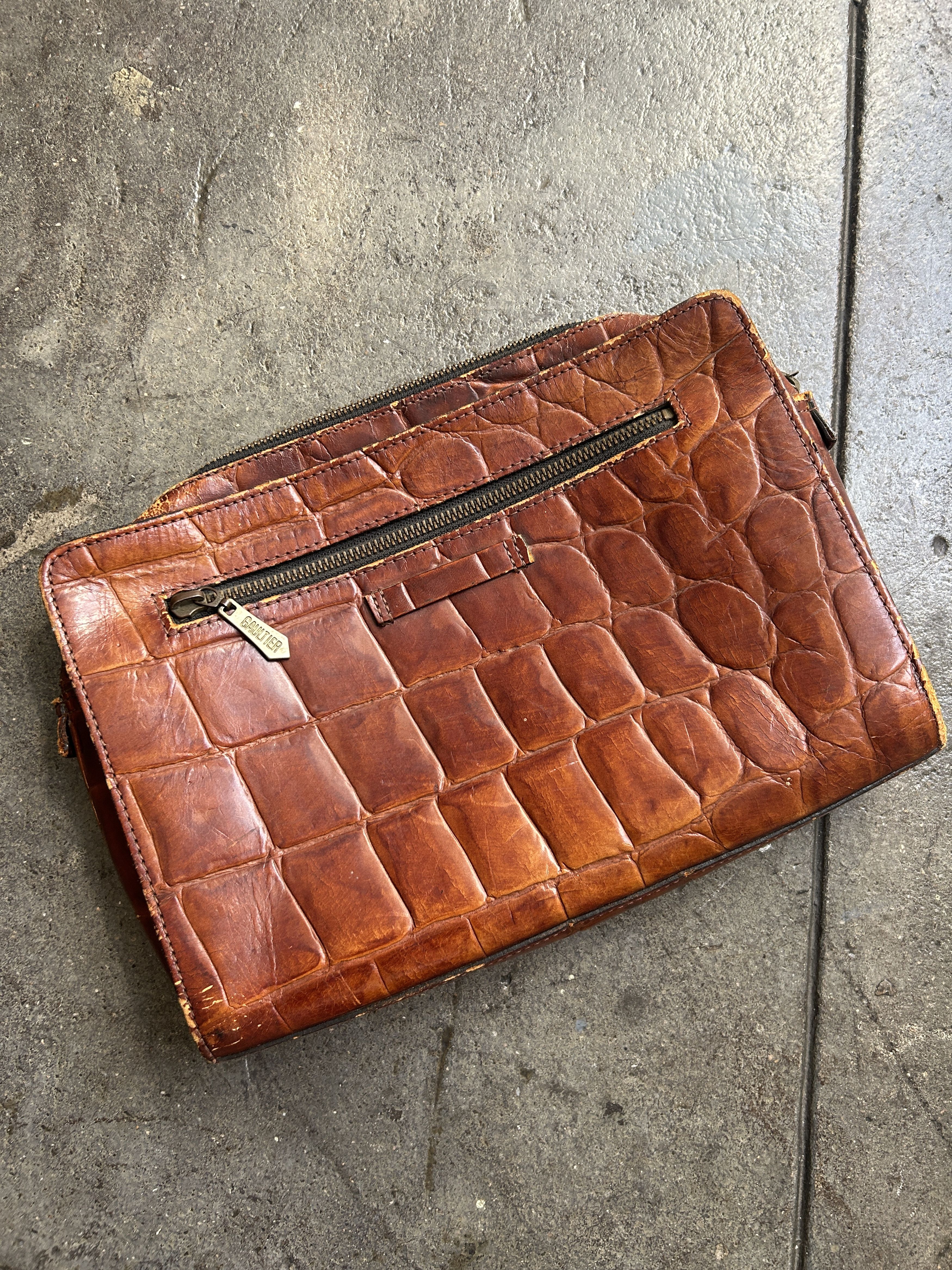 Jean Paul Gaultier Vintage JPG Alligator Embossed Leather Clutch Size ONE SIZE - 7 Thumbnail