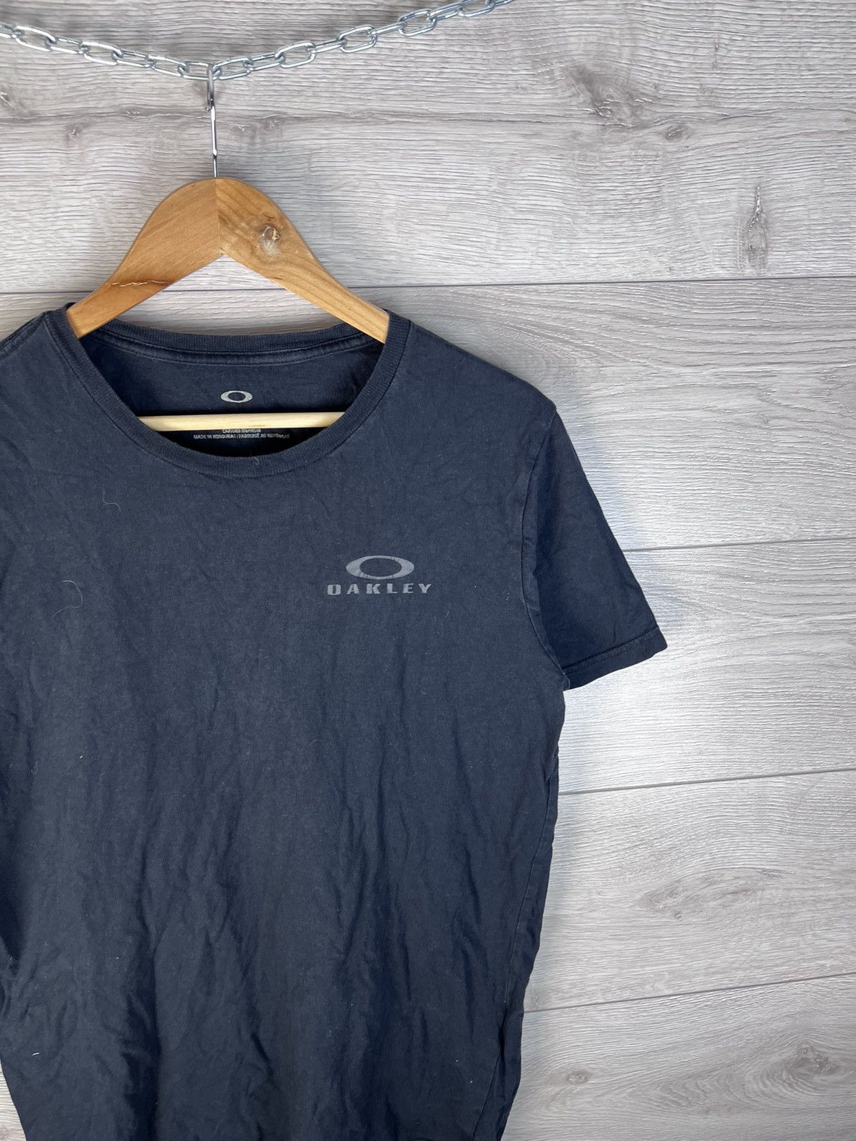 Oakley Mens T-shirt Oakley size M Size US M / EU 48-50 / 2 - 3 Thumbnail