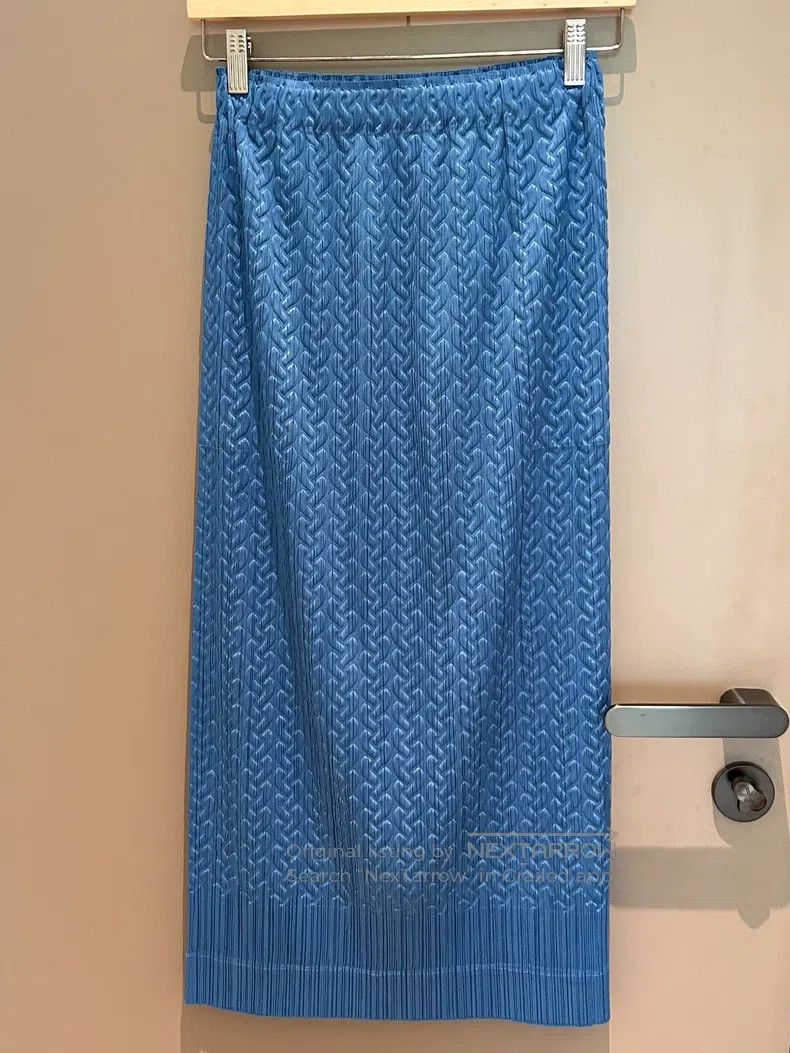 Issey Miyake Issey Miyake size:3 Cable Knit Midi Skirt Size 22" - 1 Thumbnail