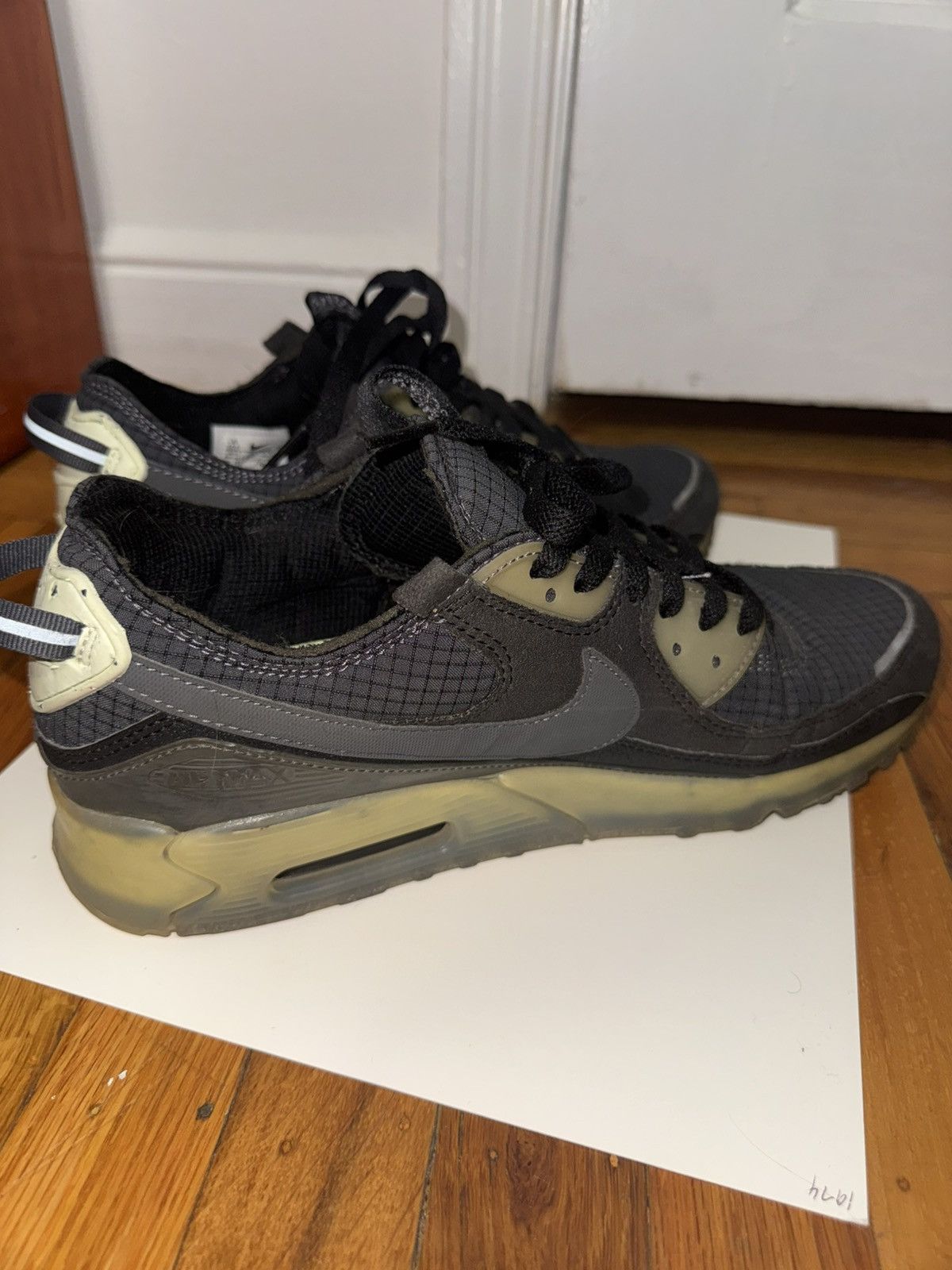 Nike Nike Air Max 90 Terrascape in black lime ice Size US 10.5 / EU 43-44 - 4 Thumbnail