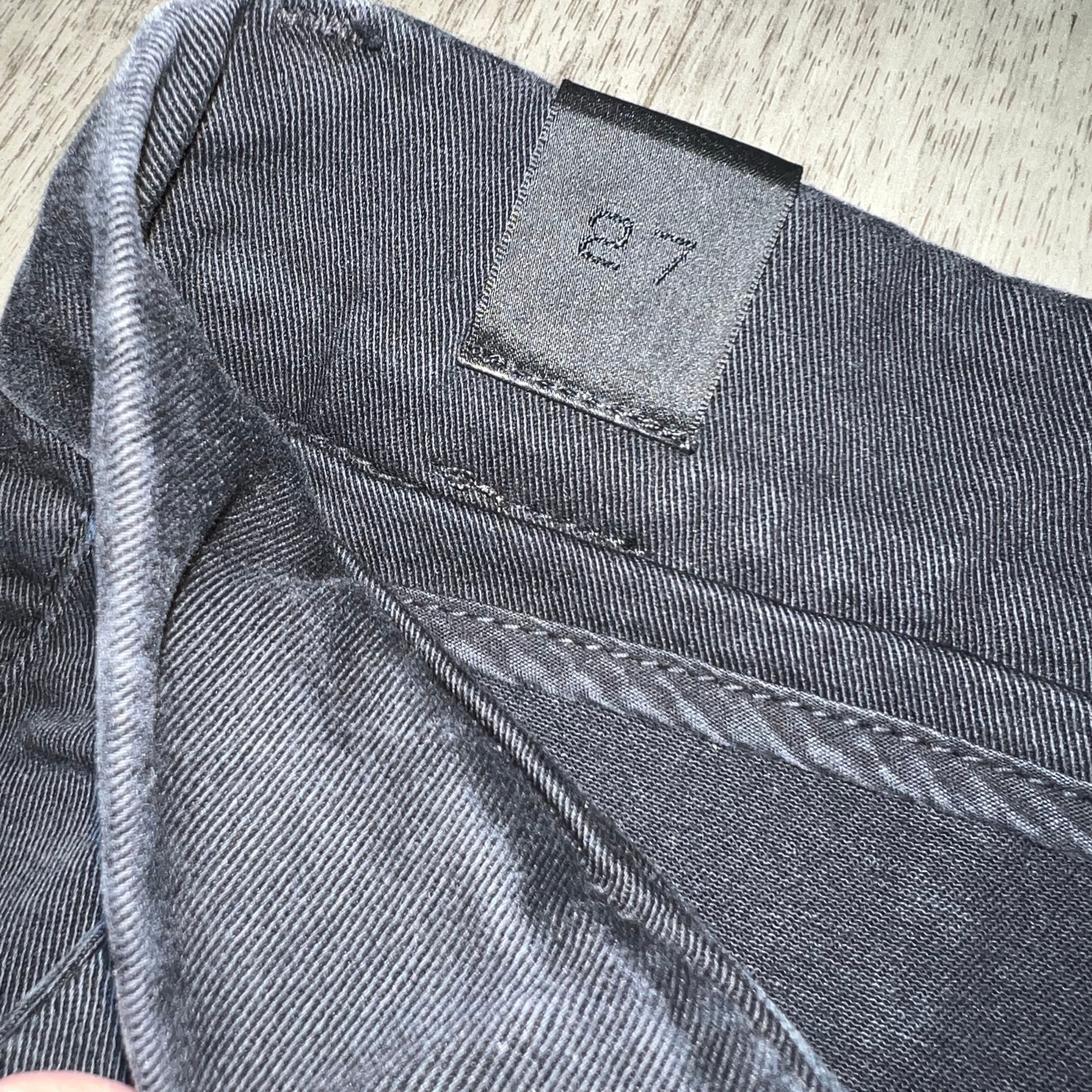 Vince Vince. Straight Leg Faded Black Skinny Pants Grunge Style Je Size 27" / US 4 / IT 40 - 9 Thumbnail