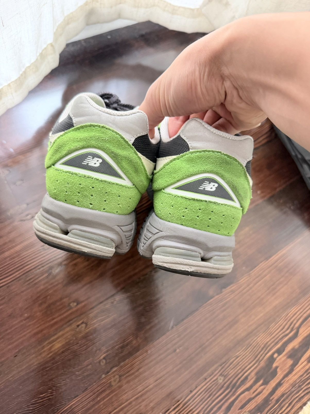 New Balance New Balance 2002r Green Apple Size US 10.5 / EU 43-44 - 5 Thumbnail