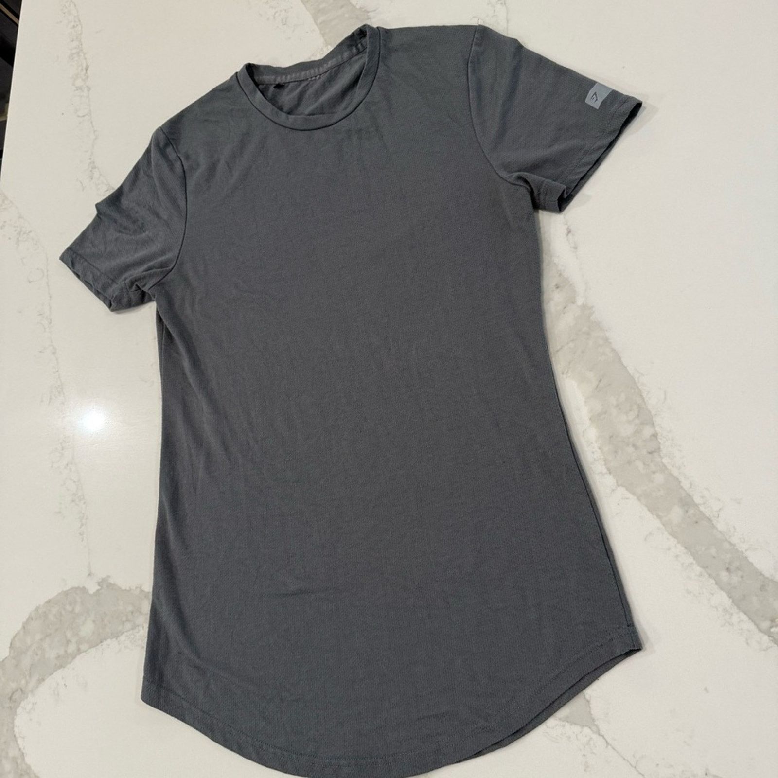Gymshark Gymshark Jersey Body Fit T Shirt Womens Small Gray Workout Size S / US 4 / IT 40 - 2 Thumbnail