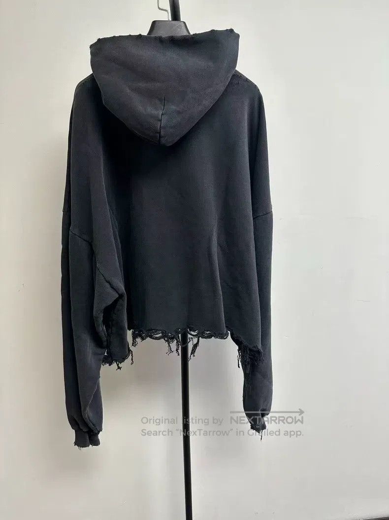 Balenciaga Balenciaga Solid Color Short Hooded Drop Shoulder Sweatshi Size US L / EU 52-54 / 3 - 2 Thumbnail