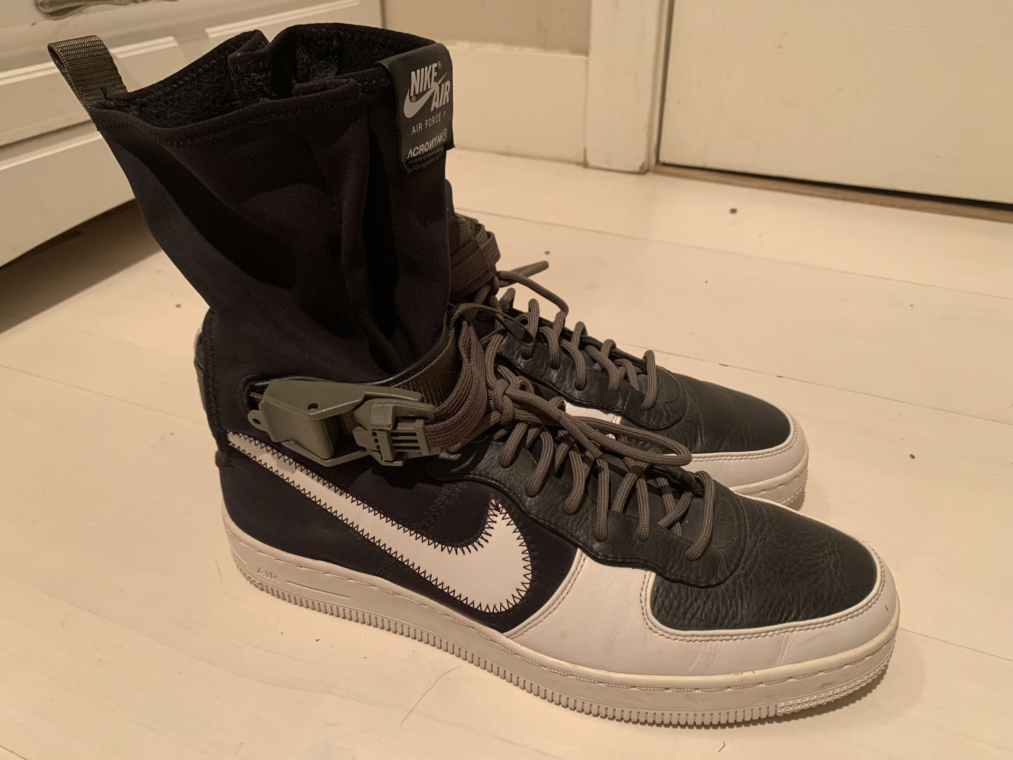 Acronym Nike Air Force AF1 Downtown