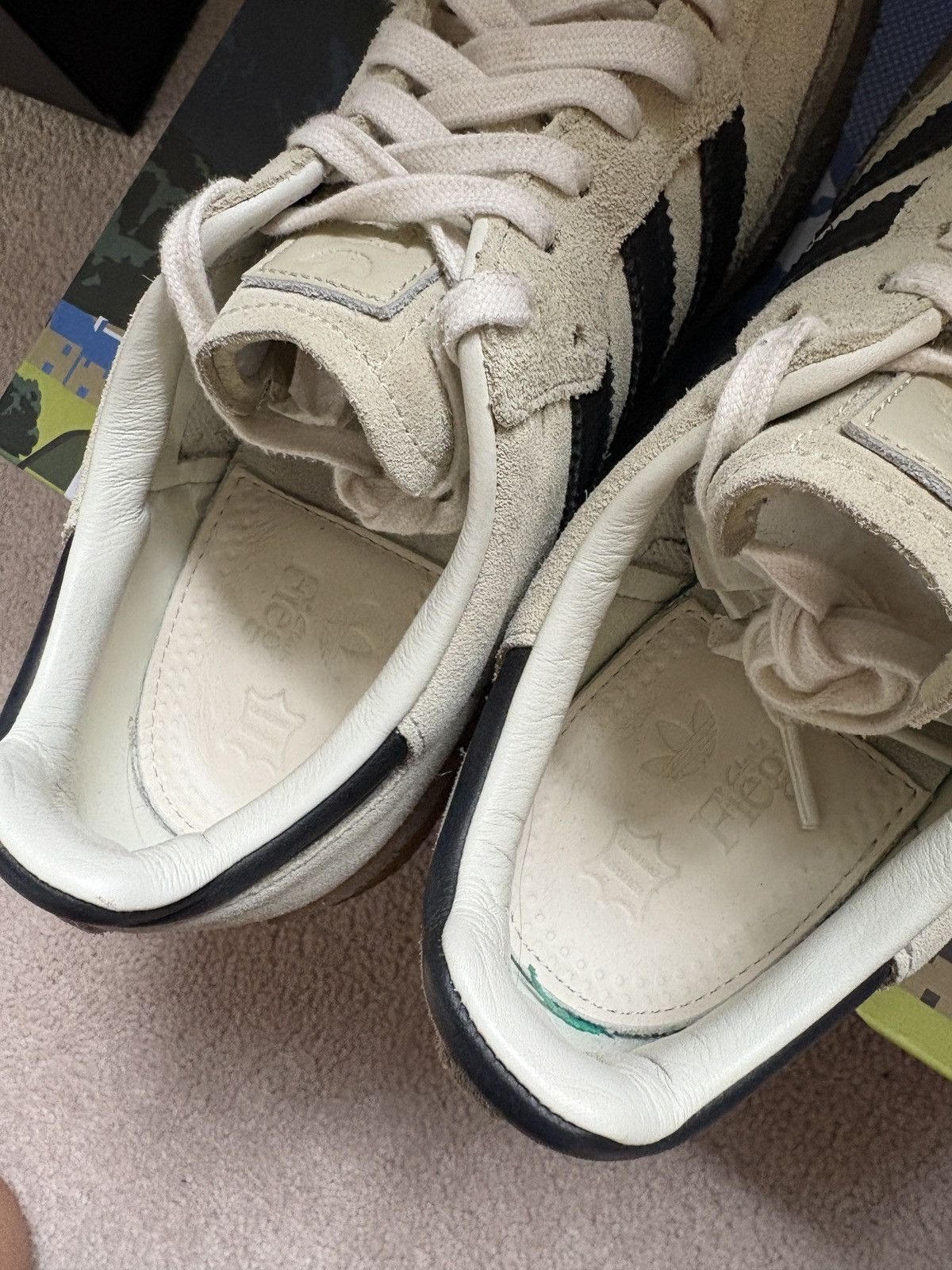 Adidas × Clarks × Ronnie Fieg Adidas x Kith x Clarks 8th Street Samba White Black Size 8.5 Size US 8.5 / EU 41-42 - 6 Thumbnail