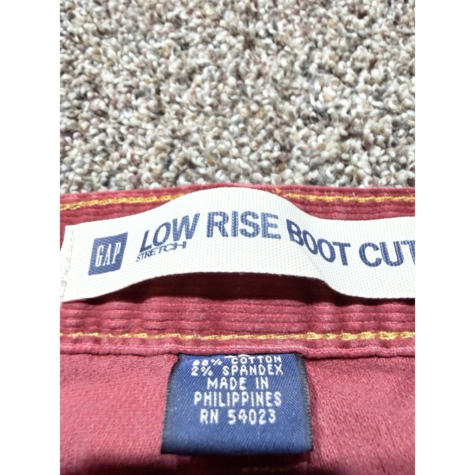 Gap Gap Jeans Bootcut Women Size 8 Red Corduroy 32X32 Denim 5-Pocket Rise Mid Inseam 32 Size 30" / US 8 / IT 44 - 3 Thumbnail