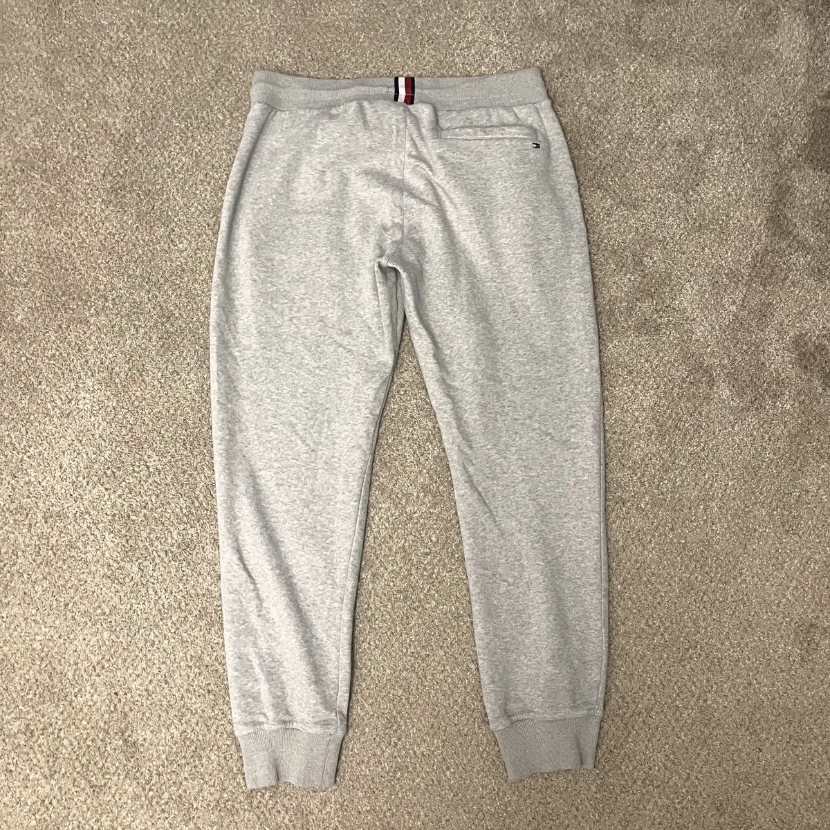 Other Grey sweatpants with words on side Size US 30 / EU 46 - 2 Thumbnail