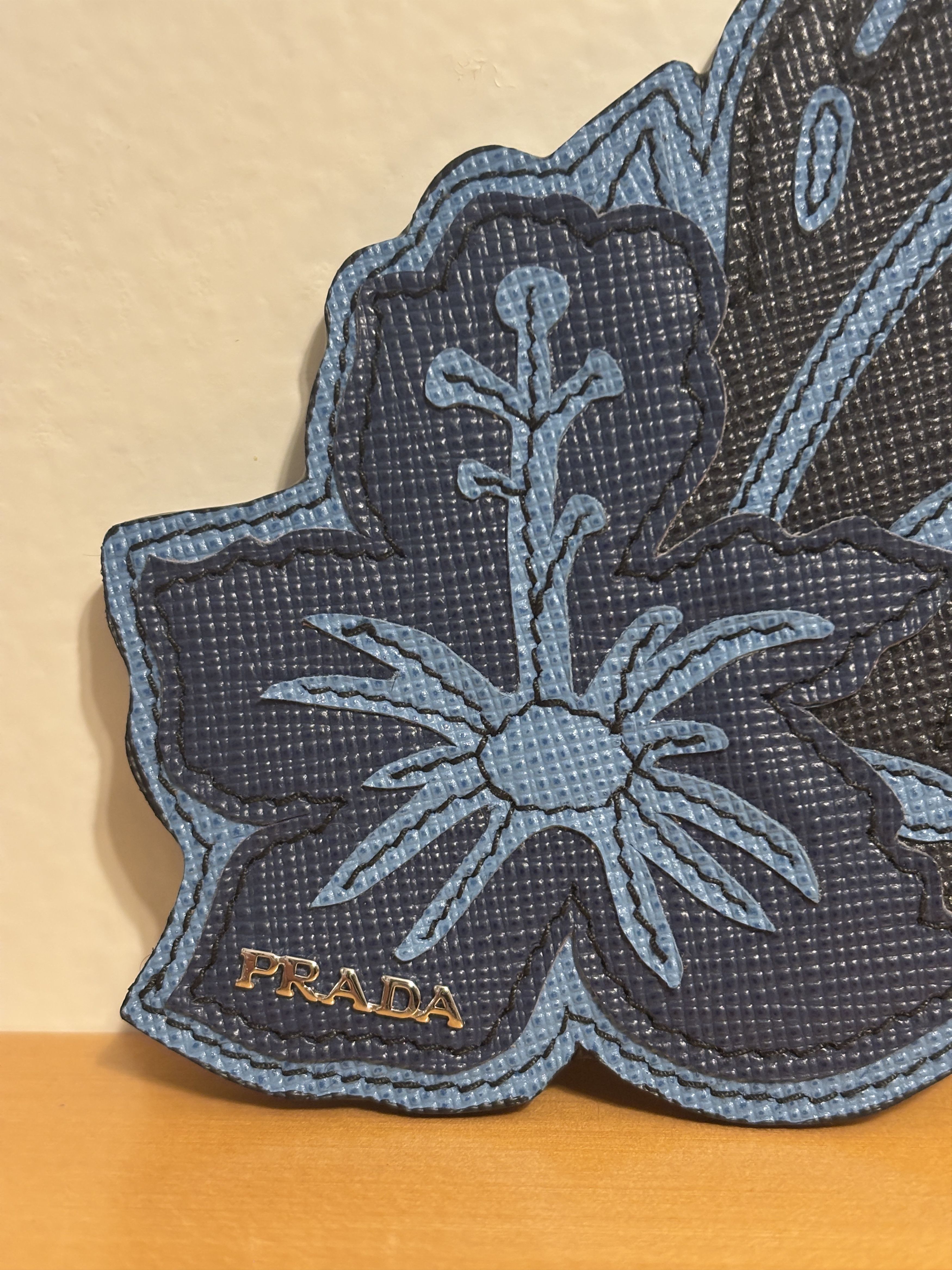 Prada Velcro Leather Prada Flower Patch / Floral Patches Size ONE SIZE - 2 Thumbnail
