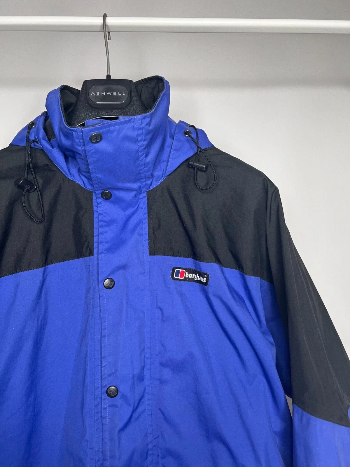 Berghaus Vintage Berghaus DriAqua Technology Outdoor Jacket Size US M / EU 48-50 / 2 - 2 Thumbnail