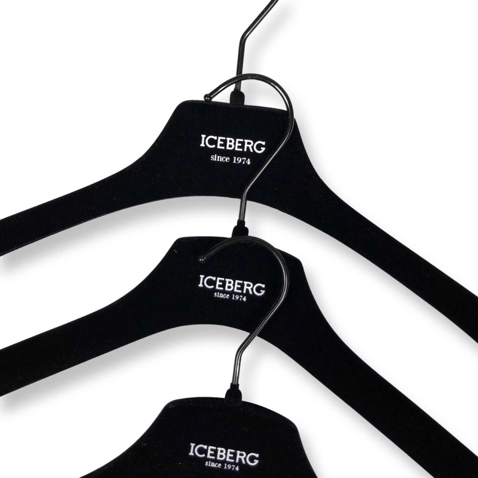 Iceberg Iceberg Logo Velour Hangers Size ONE SIZE - 3 Thumbnail