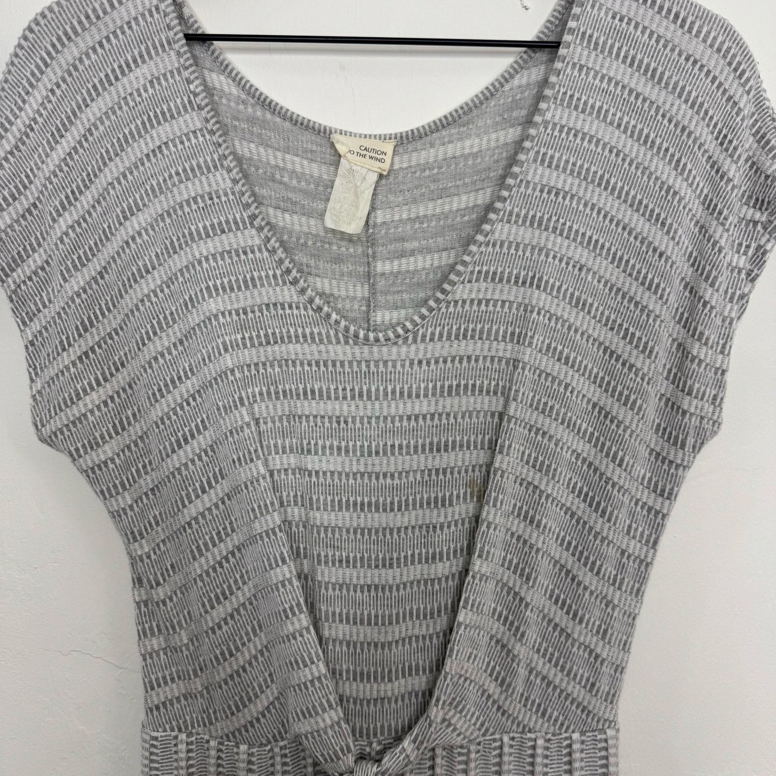 Other Caution to the Wind Gray & White Knotted Front Wide Leg Jump Size 32" / US 10 / IT 46 - 2 Thumbnail
