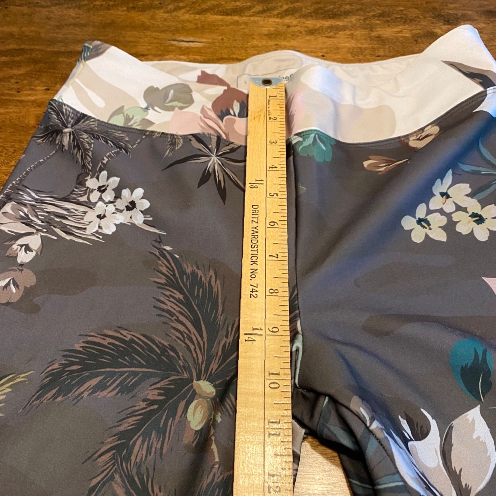 Desigual Desigual Leggings Womens Large Gray Floral Ankle Length Workout Pant Lightweight Size 36" / US 14 / IT 50 - 7 Thumbnail