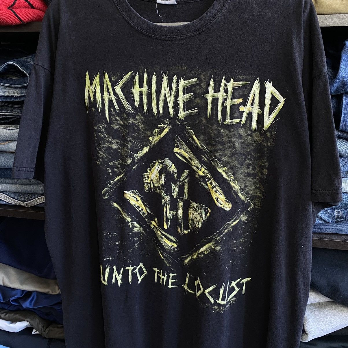 Band Tees Vintage Machine Head Unto The Locust Big Logo rock band tee Size US XL / EU 56 / 4 - 2 Thumbnail