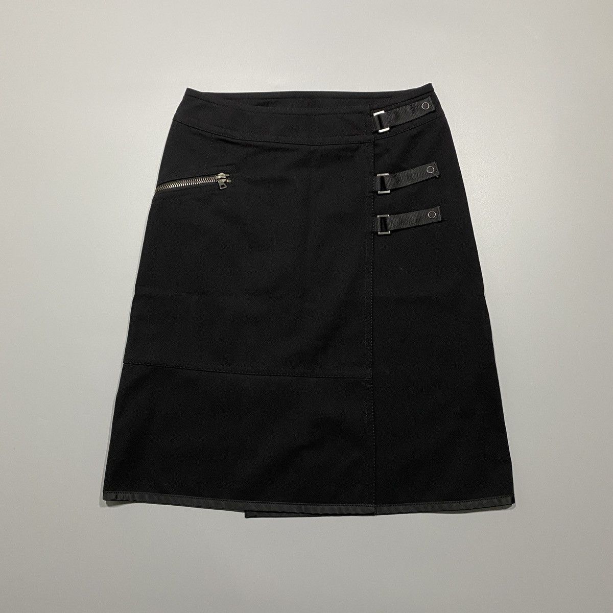 Prada Tech Midi Wrap Skirt Size 26" / US 2 / IT 38 - 1 Thumbnail