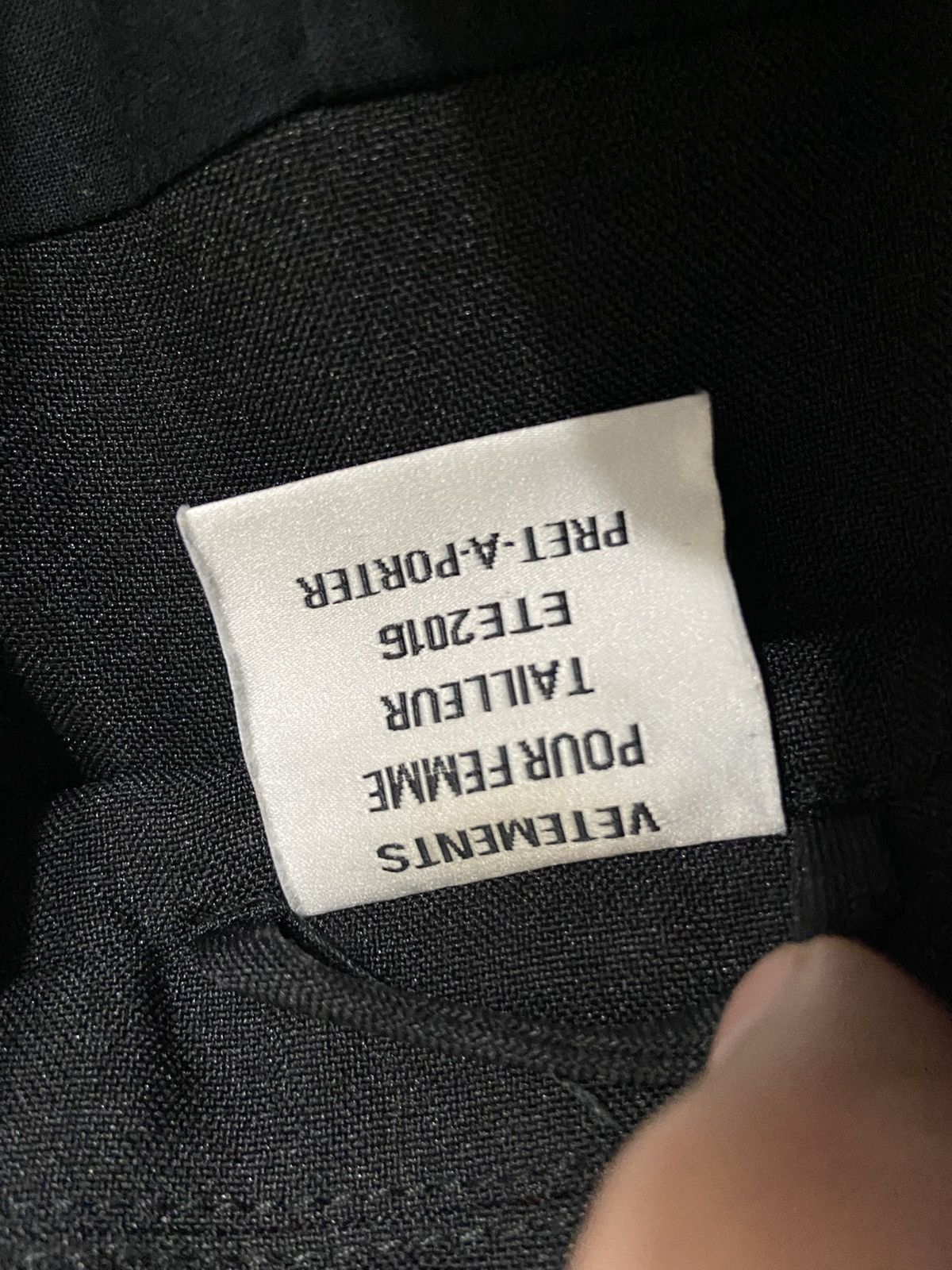 Vetements XS Vetements SS16 power shoulder long coat Size US XS / EU 42 / 0 - 3 Thumbnail