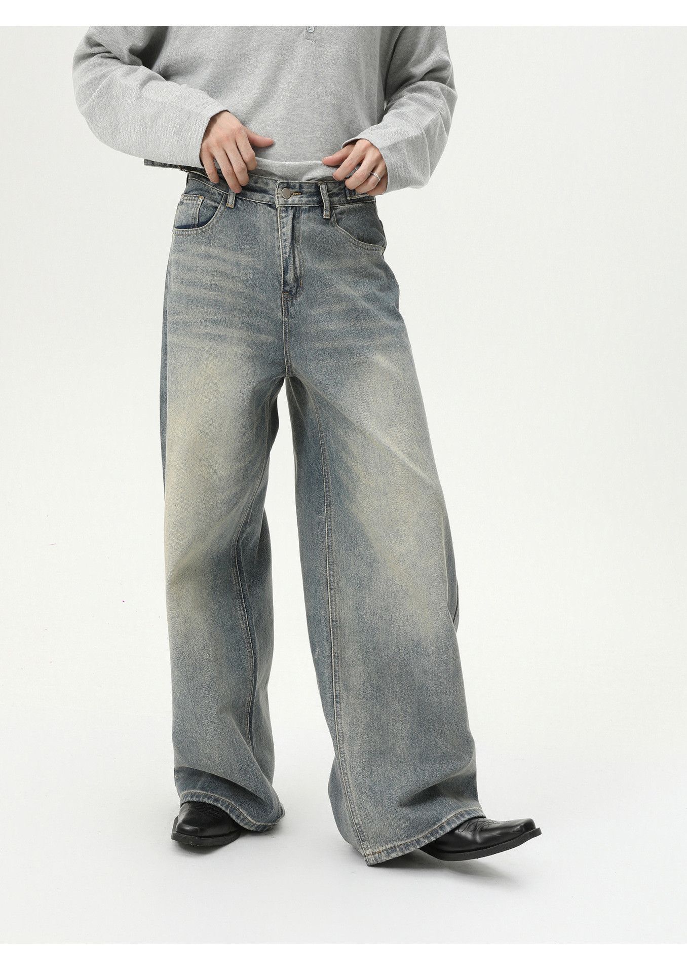 Vintage American wide-leg distressed loose straight washed jeans Size US 32 / EU 48 - 1 Thumbnail