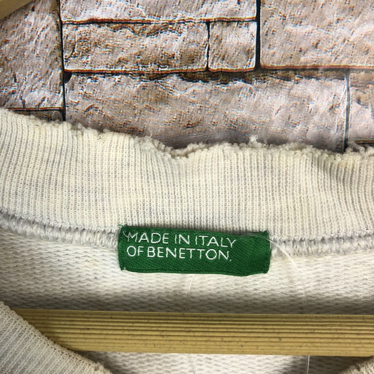 Benetton Made Italy Of Benneton vintage Cream Sweatshirt #A505 Size US M / EU 48-50 / 2 - 10 Thumbnail