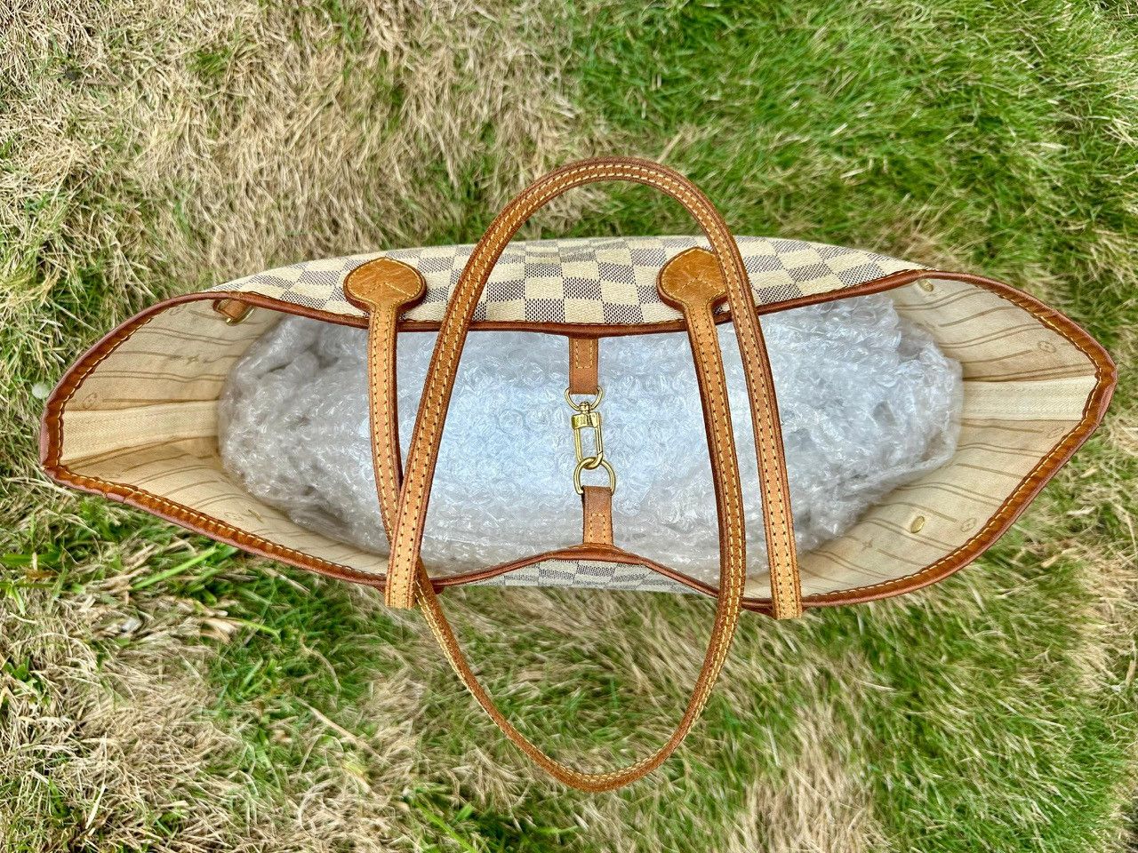 Louis Vuitton Authentic Louis Vuitton Damier Azur Neverfull MM Tote Bag Size ONE SIZE - 4 Thumbnail