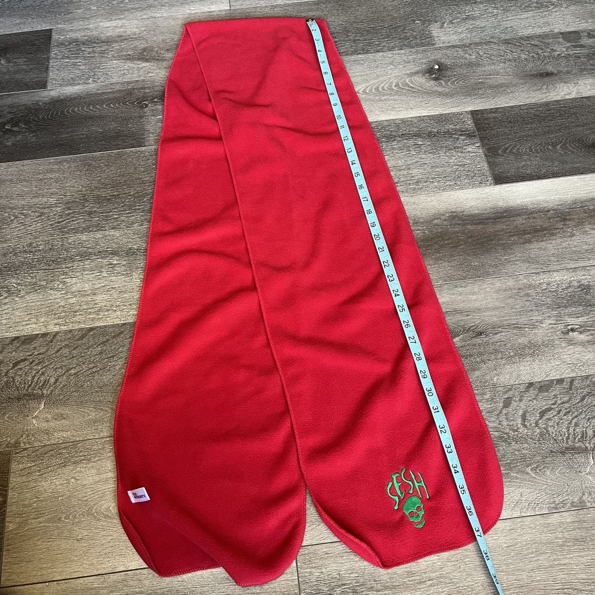 TeamSESH Team Sesh Fleece Scarf Red Green Skull Logo Size ONE SIZE - 4 Thumbnail