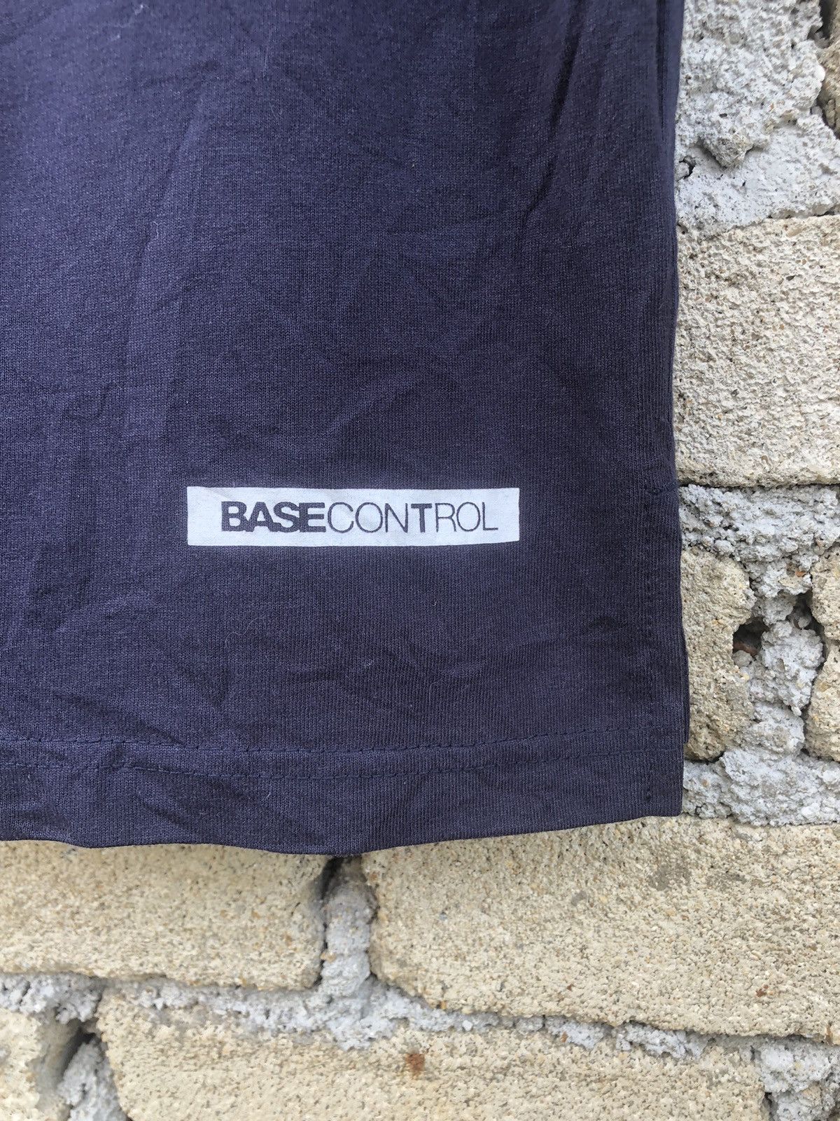 BASE CONTROL Vintage Y2K Base Control Embroidered Spellout Tshirt Size US S / EU 44-46 / 1 - 10 Thumbnail